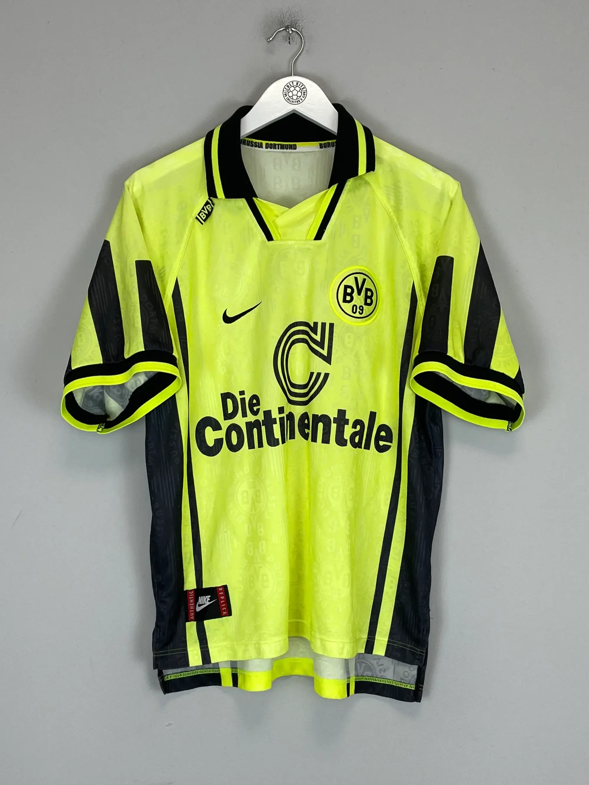 2005/06 BARCELONA RONALDINHO #10 AWAY SHIRT (M) NIKE | Cult Kits