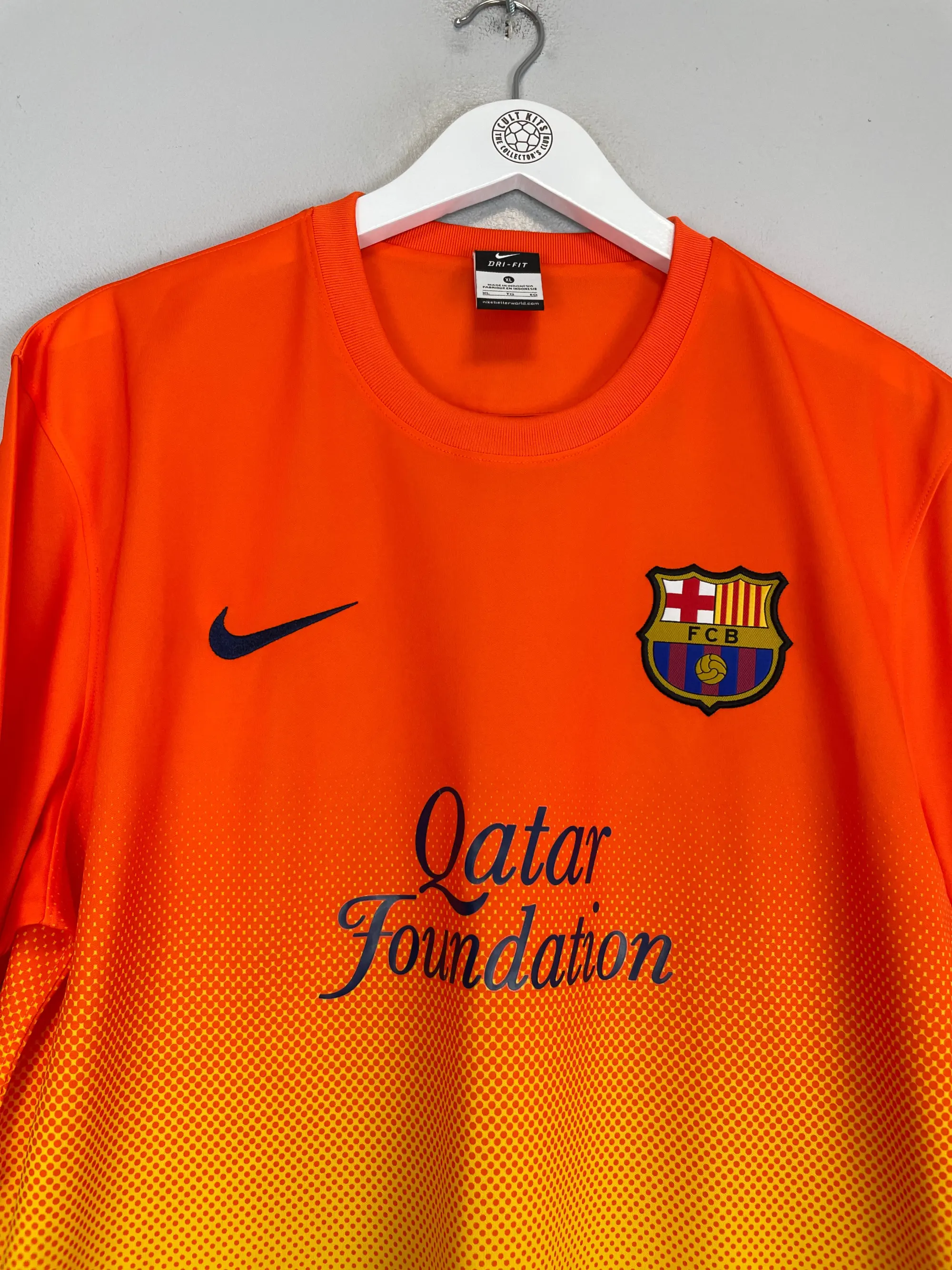 2005/06 BARCELONA RONALDINHO #10 AWAY SHIRT (M) NIKE | Cult Kits