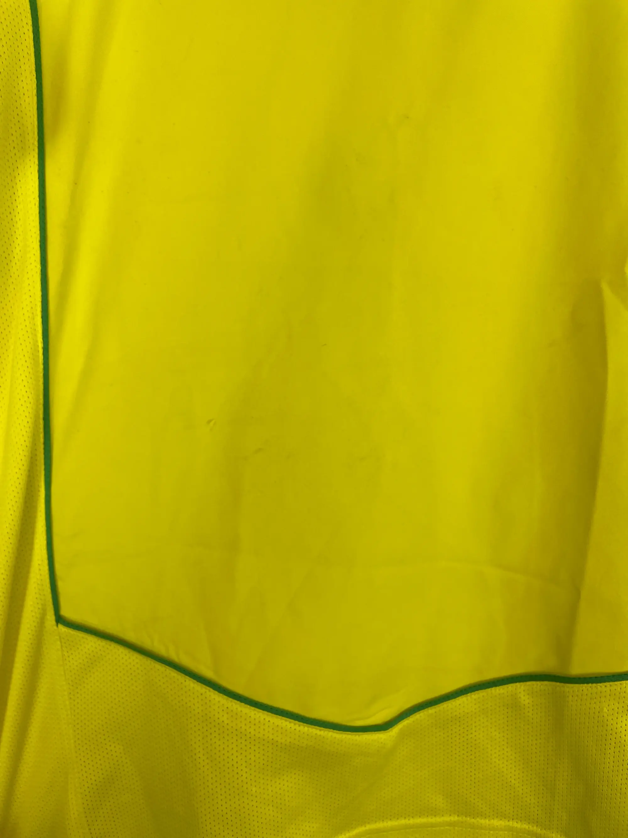 2005/06 BARCELONA RONALDINHO #10 AWAY SHIRT (M) NIKE | Cult Kits