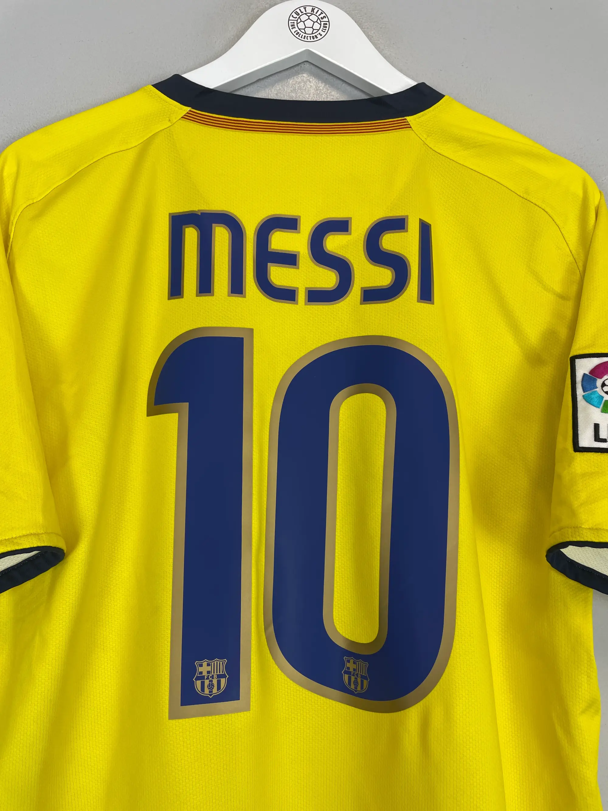 2005/06 BARCELONA RONALDINHO #10 AWAY SHIRT (M) NIKE | Cult Kits