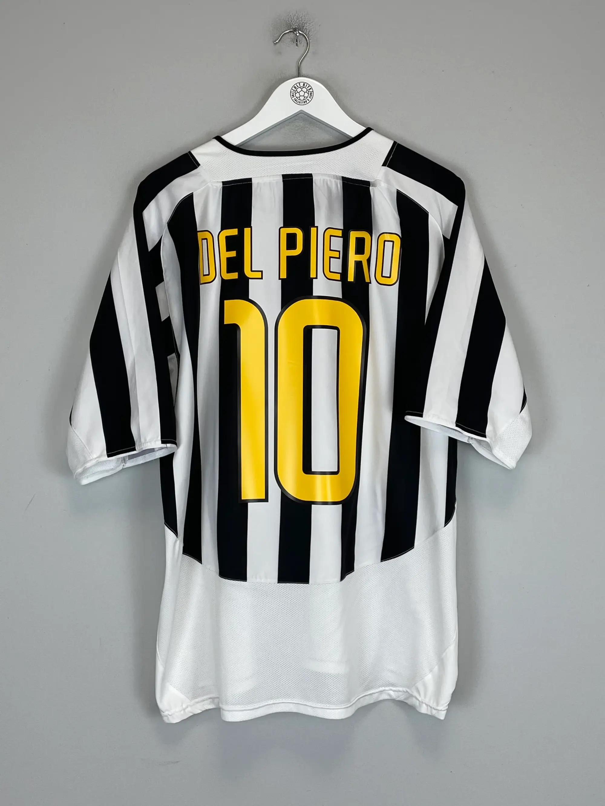 2005/06 BARCELONA RONALDINHO #10 AWAY SHIRT (M) NIKE | Cult Kits