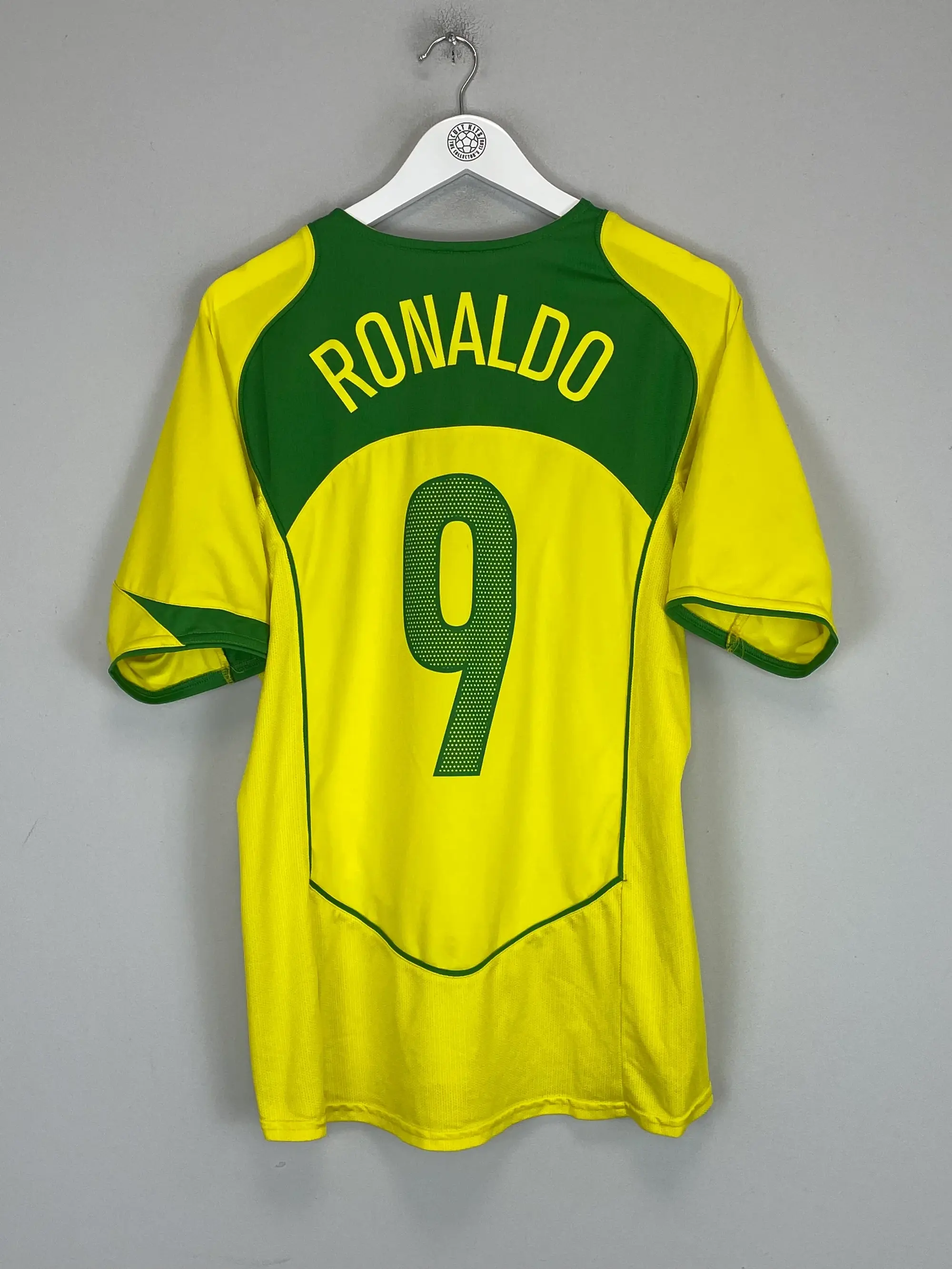 2005/06 BARCELONA RONALDINHO #10 AWAY SHIRT (M) NIKE | Cult Kits