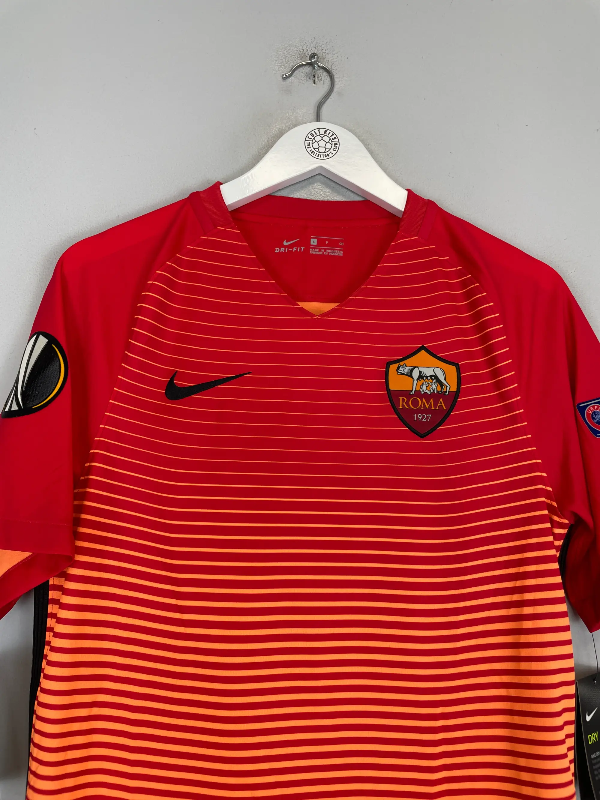 2005/06 BARCELONA RONALDINHO #10 AWAY SHIRT (M) NIKE | Cult Kits