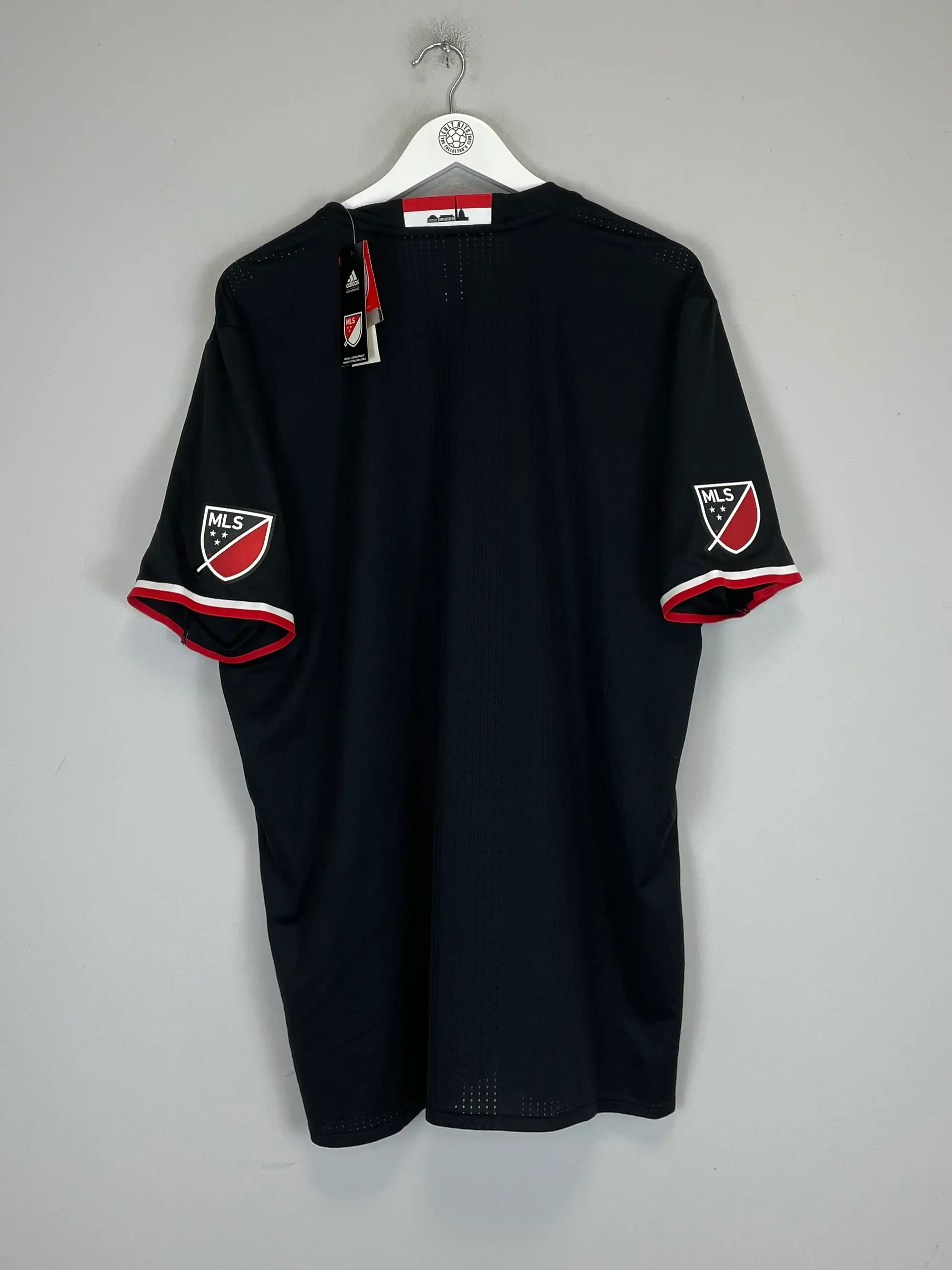 2005/06 BARCELONA RONALDINHO #10 AWAY SHIRT (M) NIKE | Cult Kits