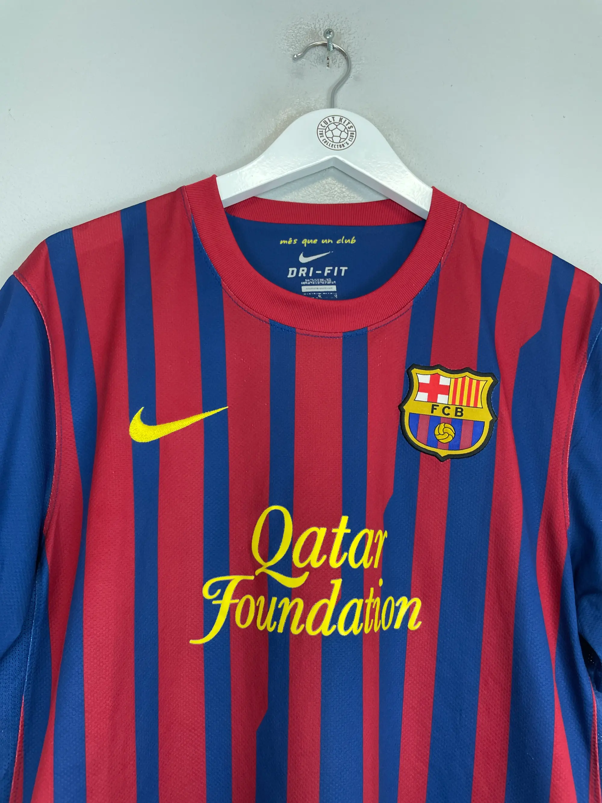 2005/06 BARCELONA RONALDINHO #10 AWAY SHIRT (M) NIKE | Cult Kits
