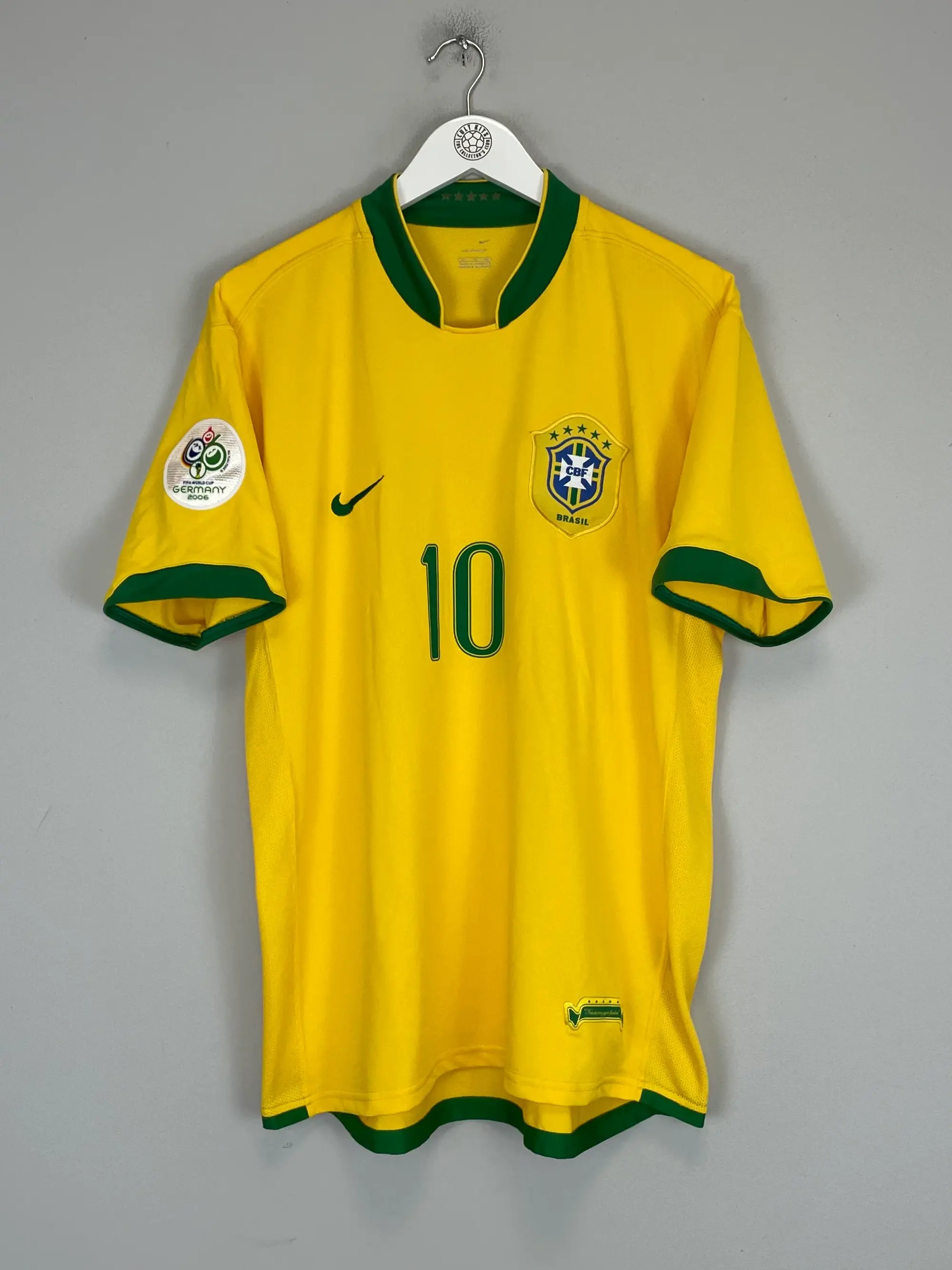 2005/06 BARCELONA RONALDINHO #10 AWAY SHIRT (M) NIKE | Cult Kits