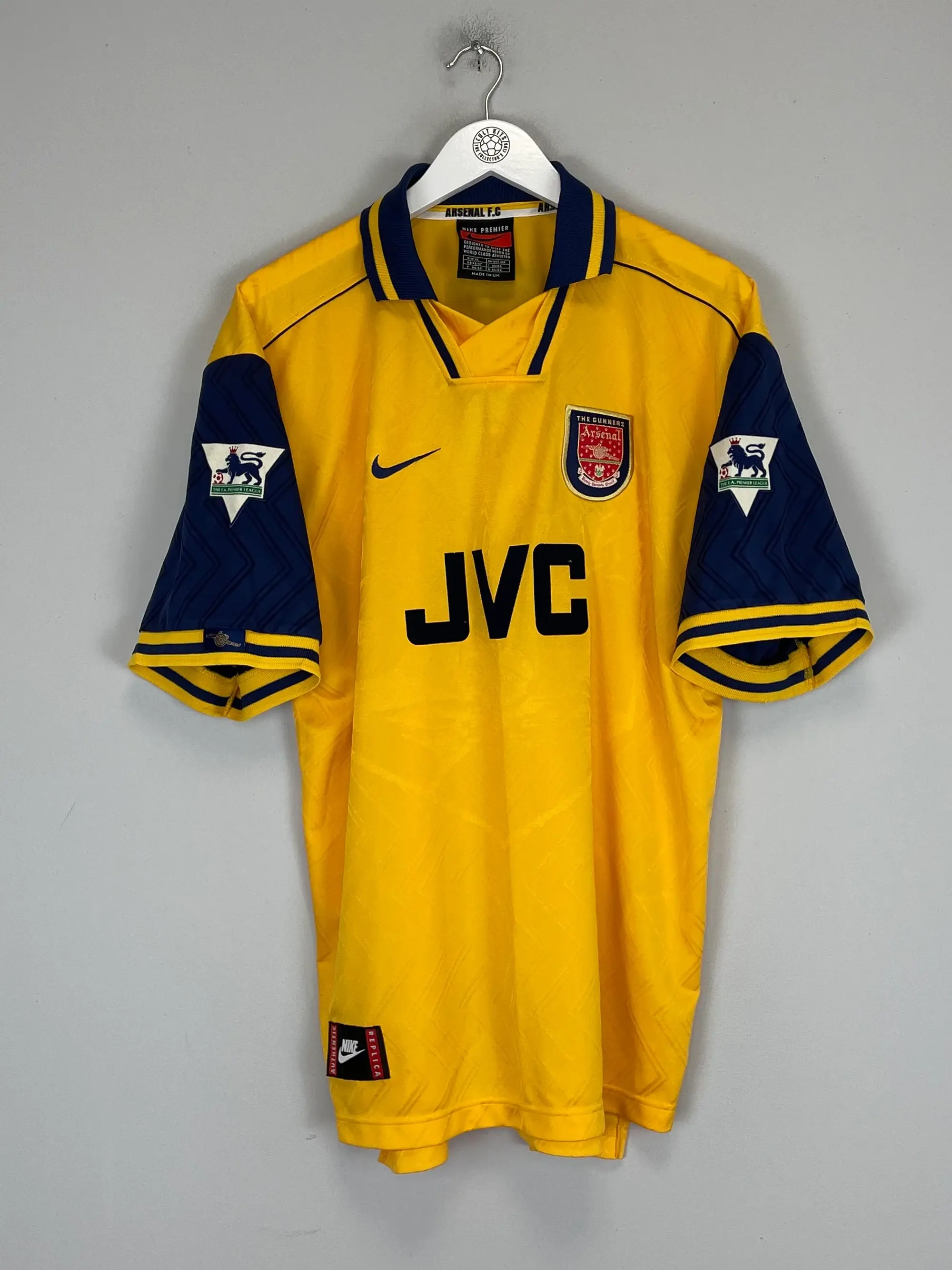 2005/06 BARCELONA RONALDINHO #10 AWAY SHIRT (M) NIKE | Cult Kits