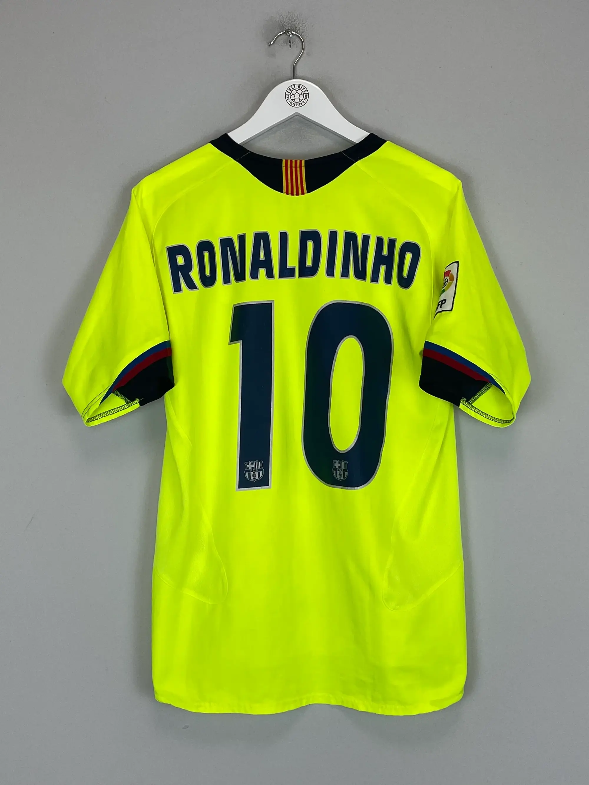 2005/06 BARCELONA RONALDINHO #10 AWAY SHIRT (M) NIKE | Cult Kits