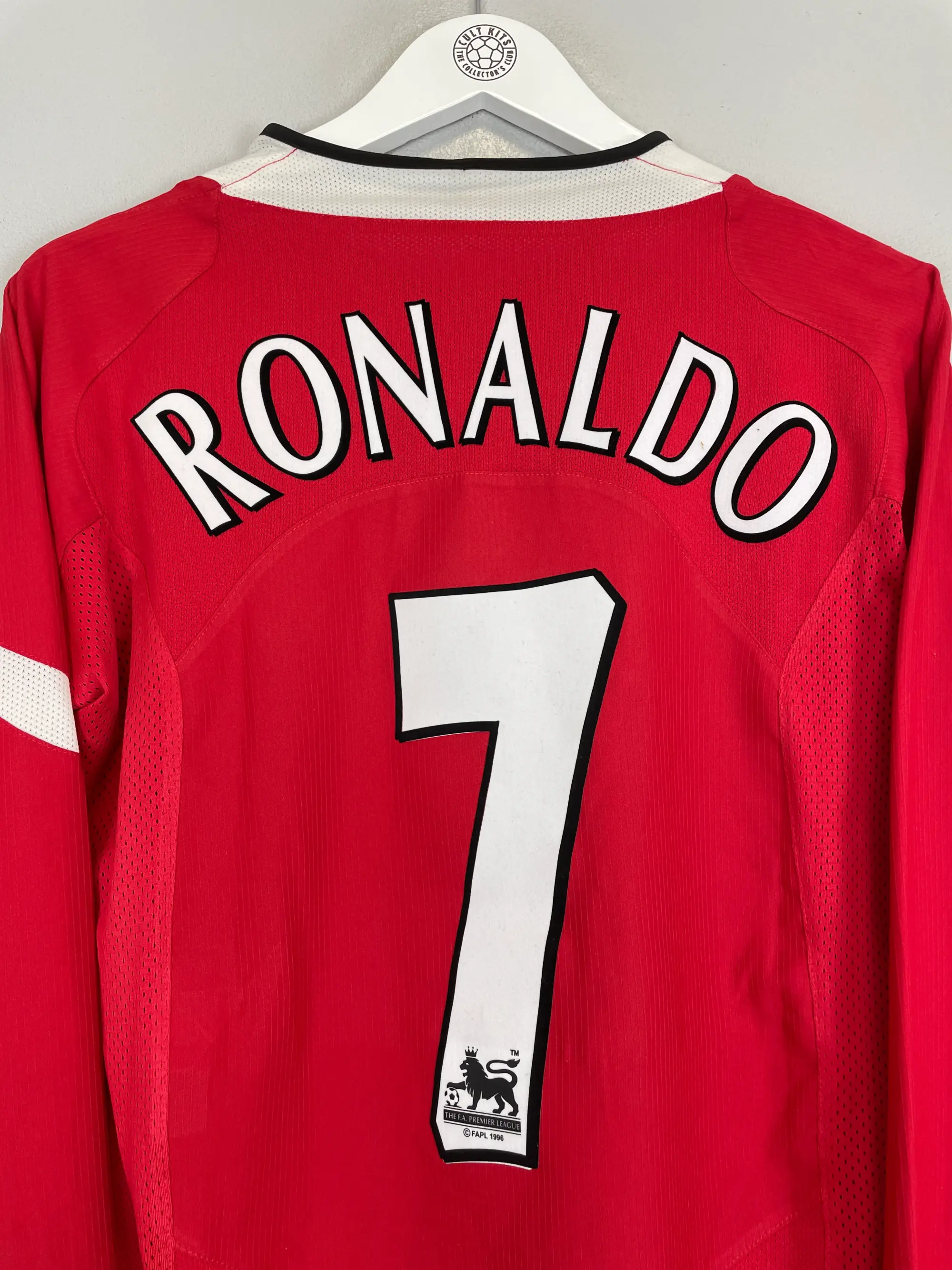 2005/06 BARCELONA RONALDINHO #10 AWAY SHIRT (M) NIKE | Cult Kits