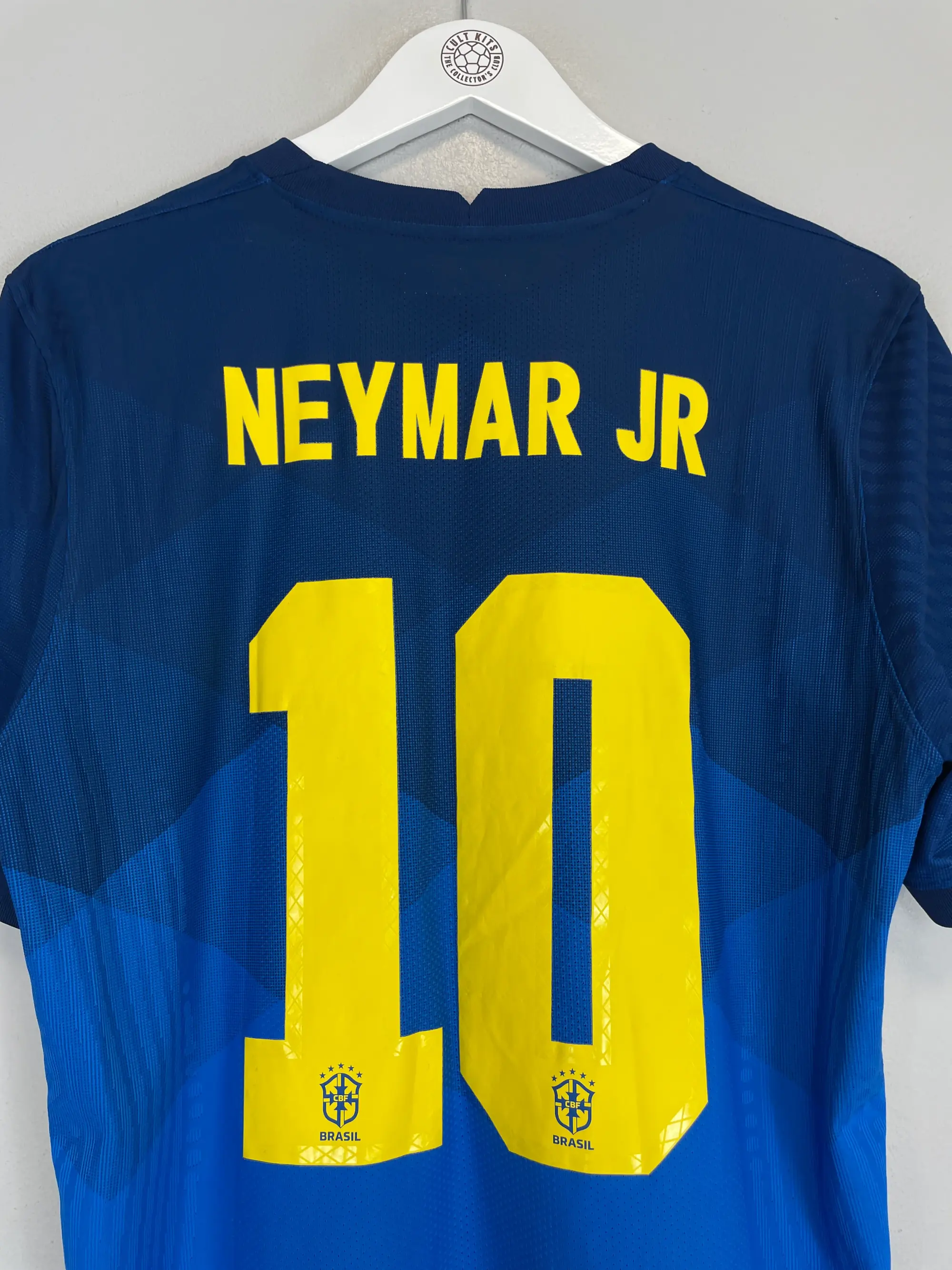 2005/06 BARCELONA RONALDINHO #10 AWAY SHIRT (M) NIKE | Cult Kits