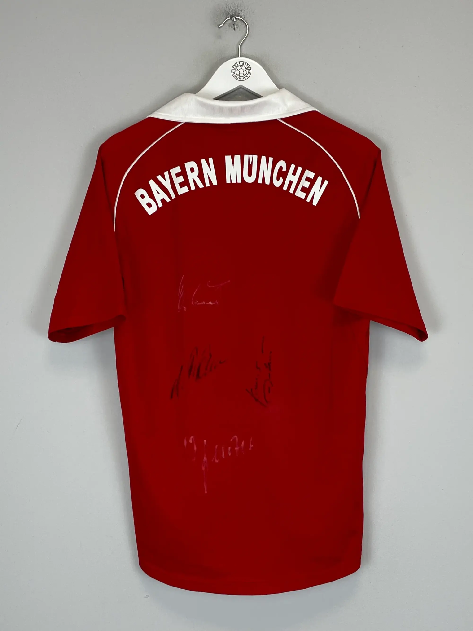 2005/06 BAYERN MUNICH *SIGNED* HOME SHIRT (S) ADIDAS | Cult Kits