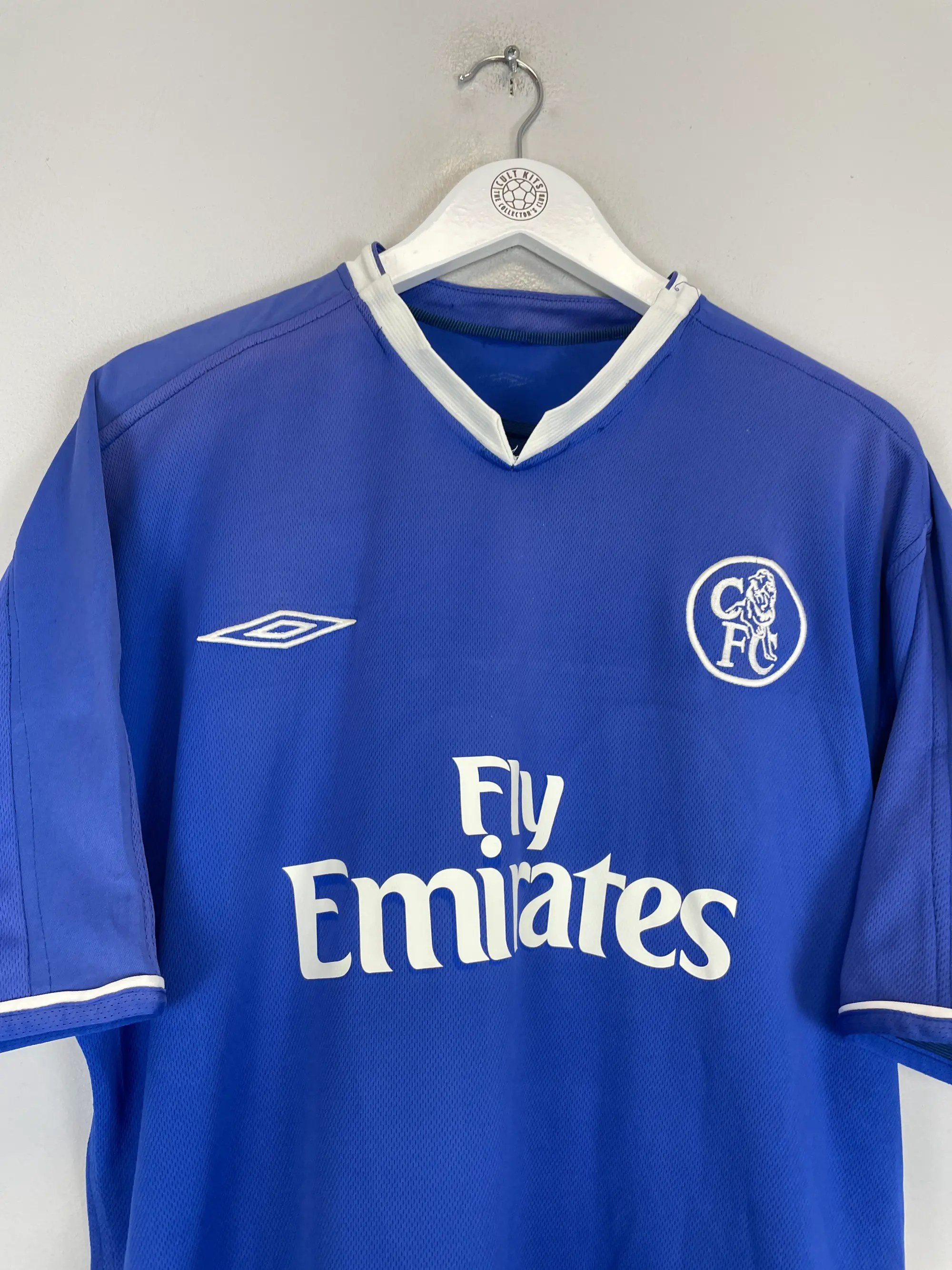 CULT KITS - 2003/05 CHELSEA  VERON #20 HOME SHIRT (L) UMBRO