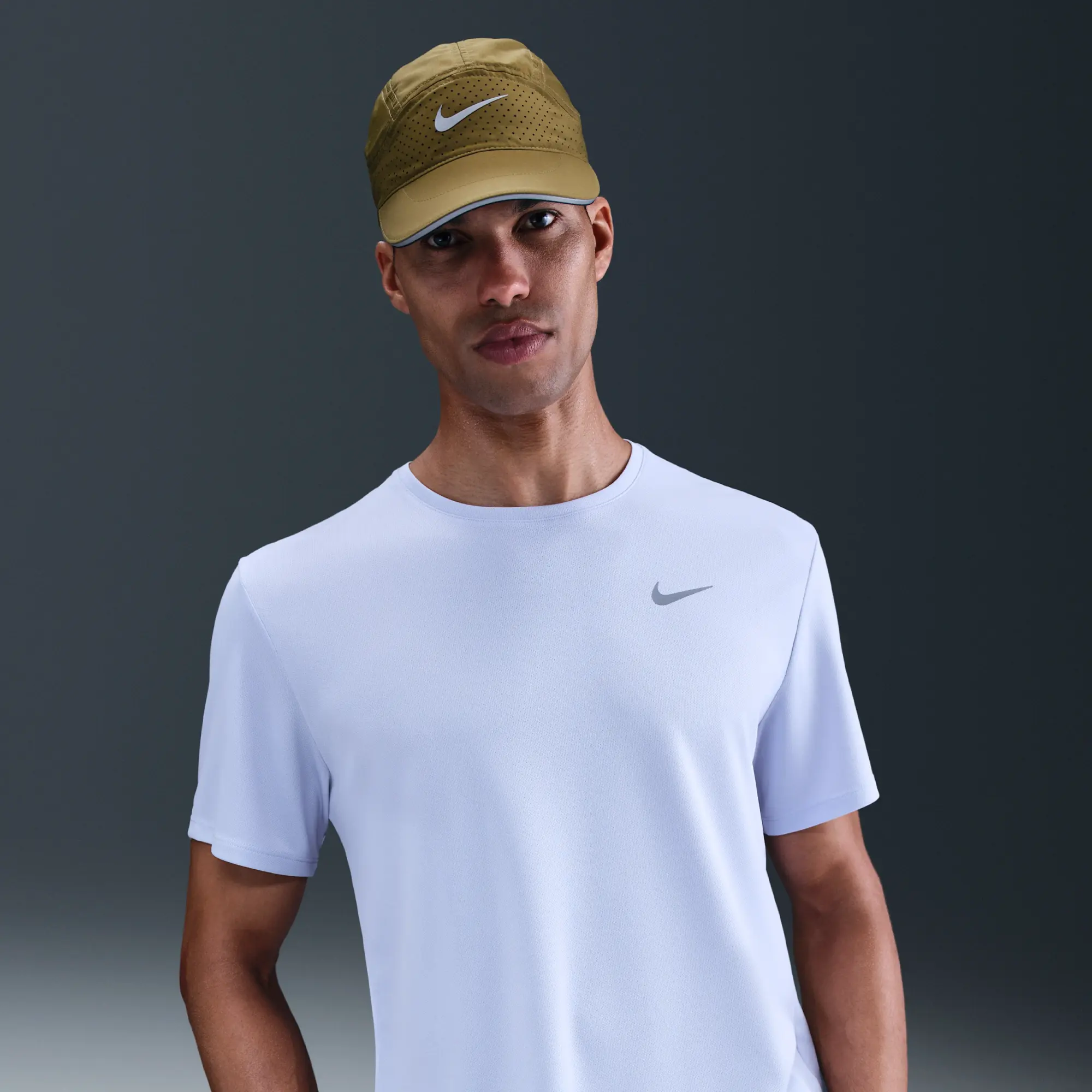 Nike Miler Men's Dri-FIT UV Short-Sleeve Running Top - Grey - Polyester