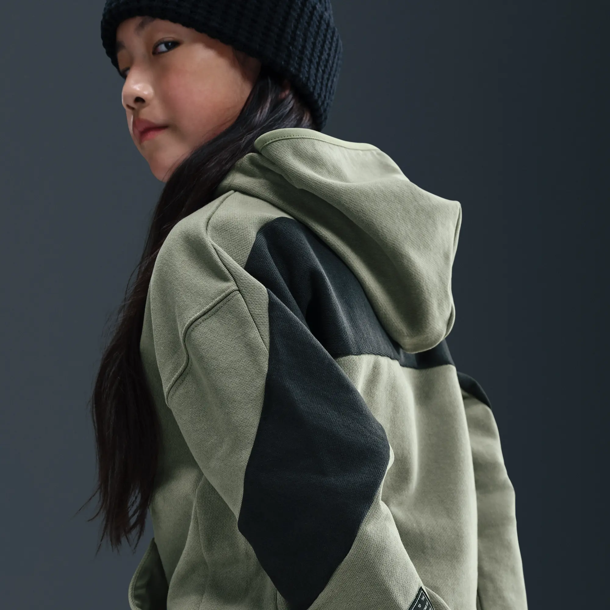 Nike Air Older Kids' Fleece Pullover Hoodie - Green - Cotton