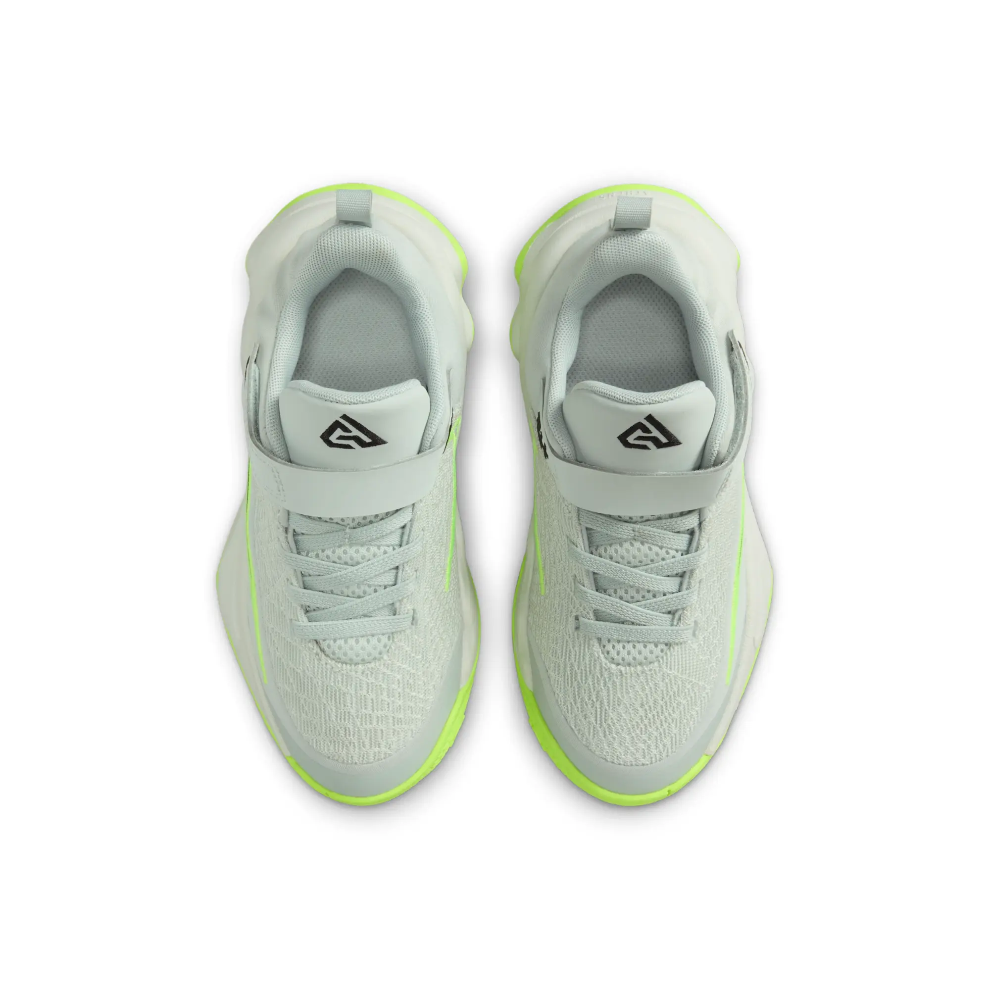 Nike Giannis Immortality 4 Younger Kids' Shoes - Grey