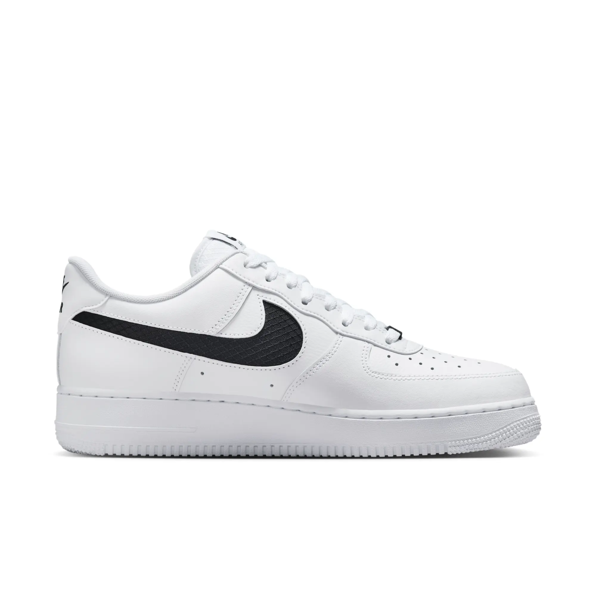 Nike Air Force 1 '07 LV8 Shoes - White