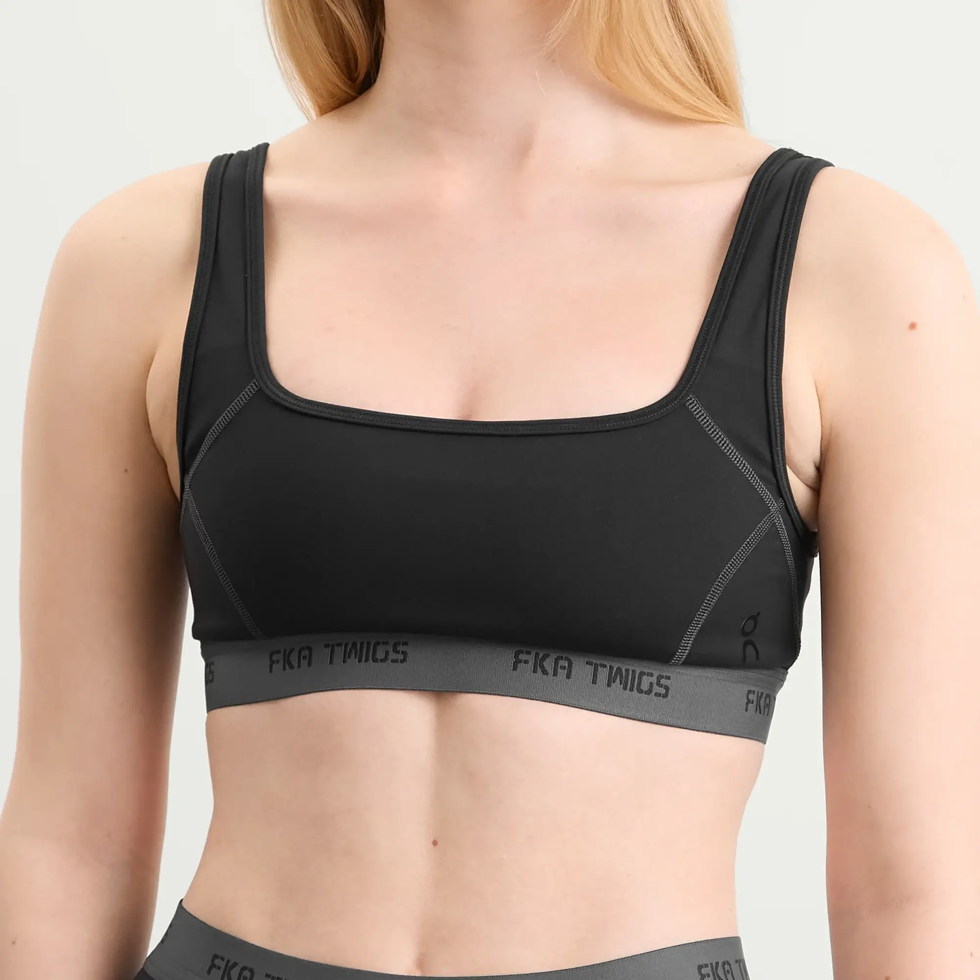 ON Women's x FKA Twigs Studio Sports Bra Black