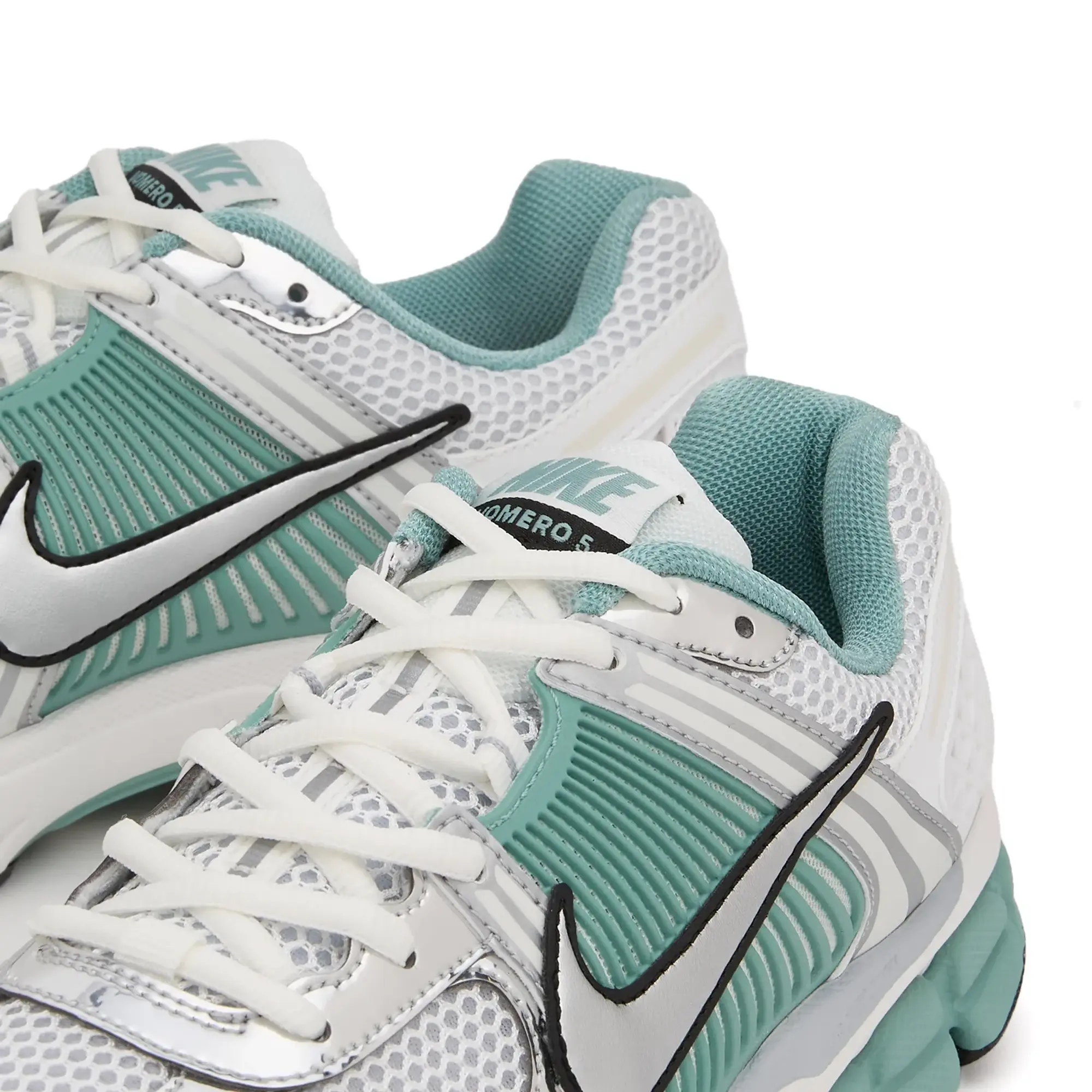 Nike Women's Zoom Vomero 5 News W Sneaker White/Grey/Platinum