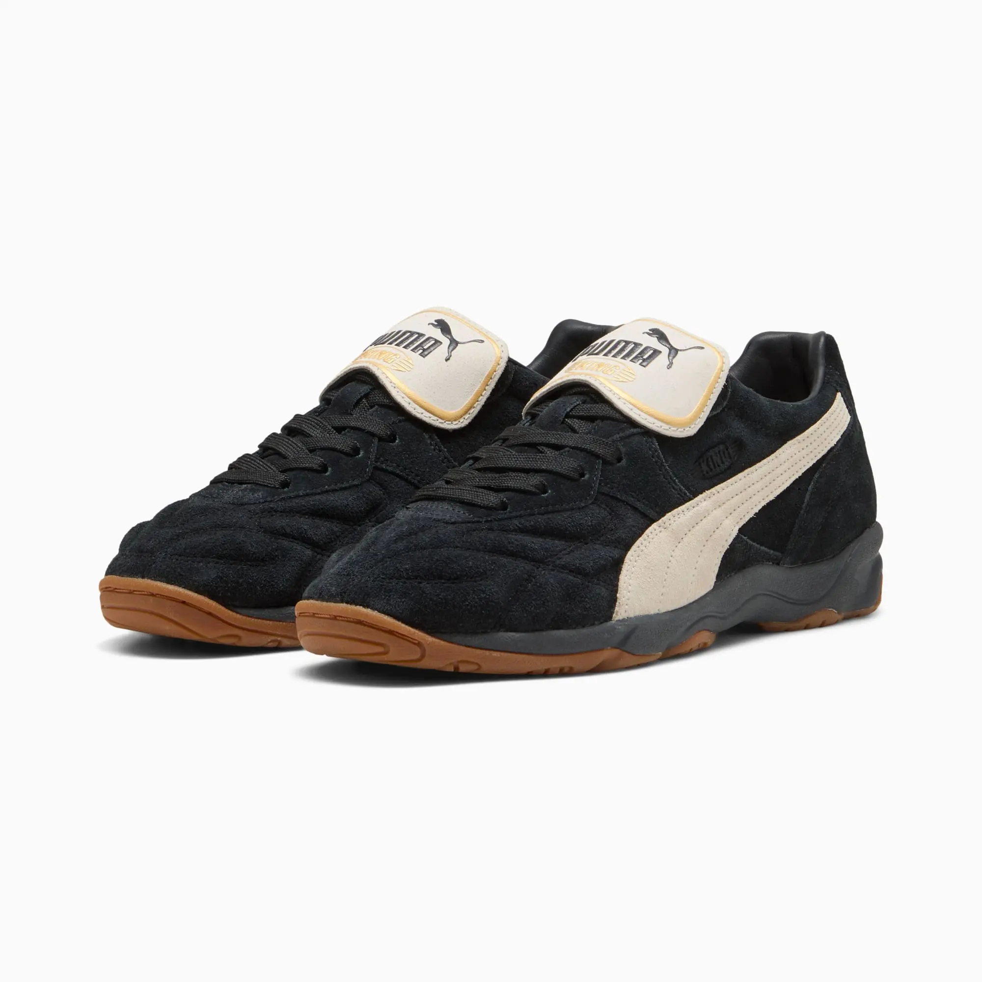 PUMA King Indoor The Neverworn VI Sneakers Unisex, Black/White, size 10