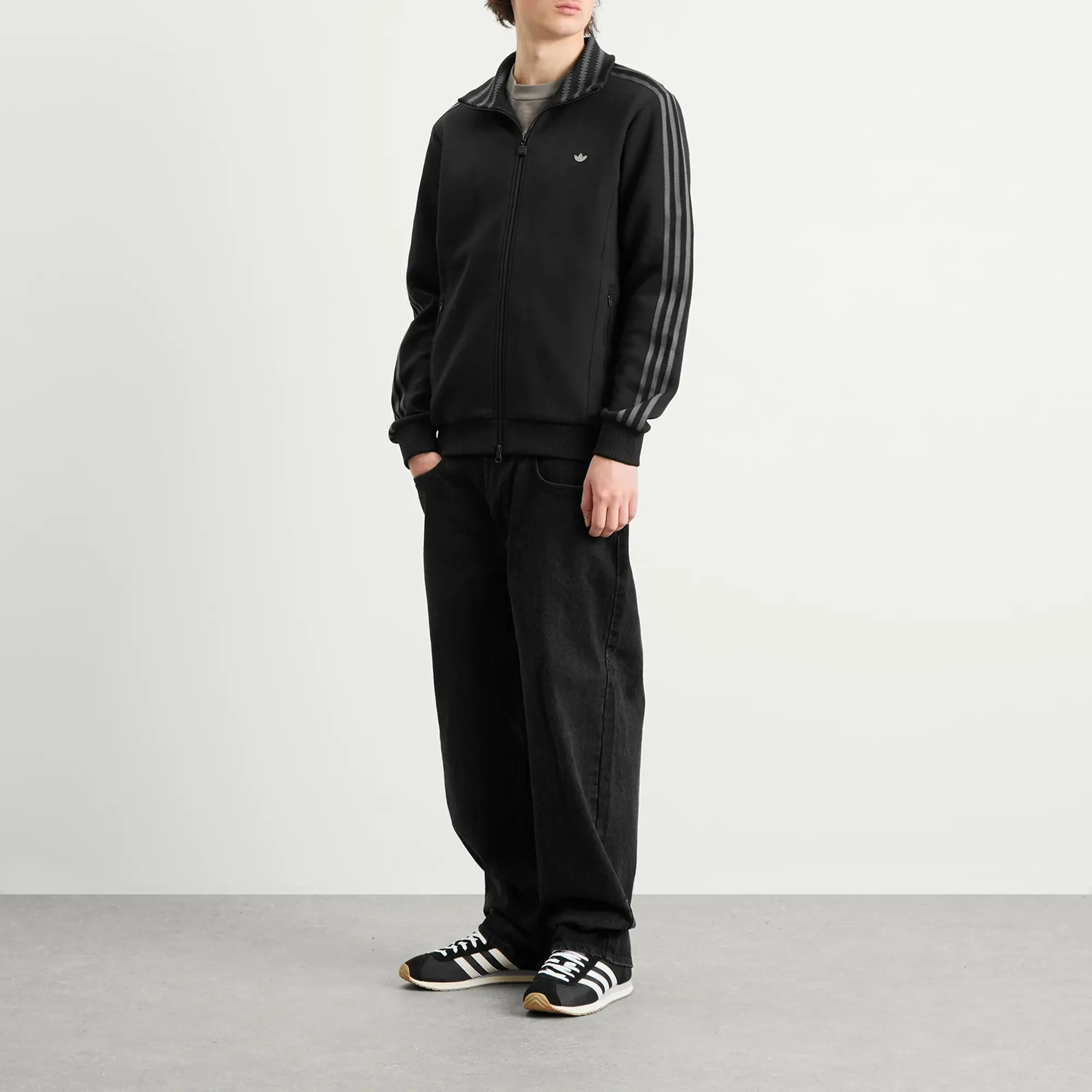 PREM TRACKTOP