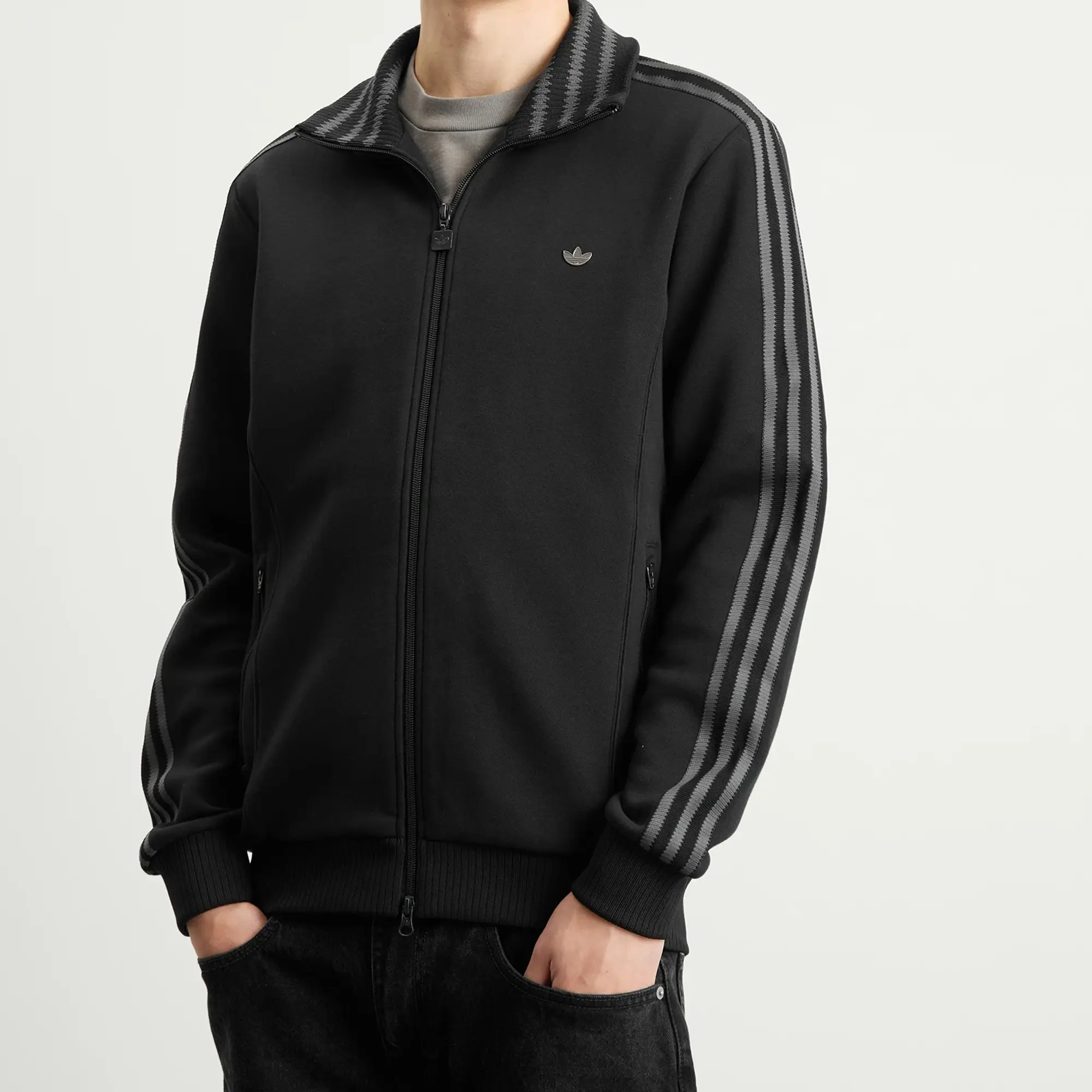 PREM TRACKTOP