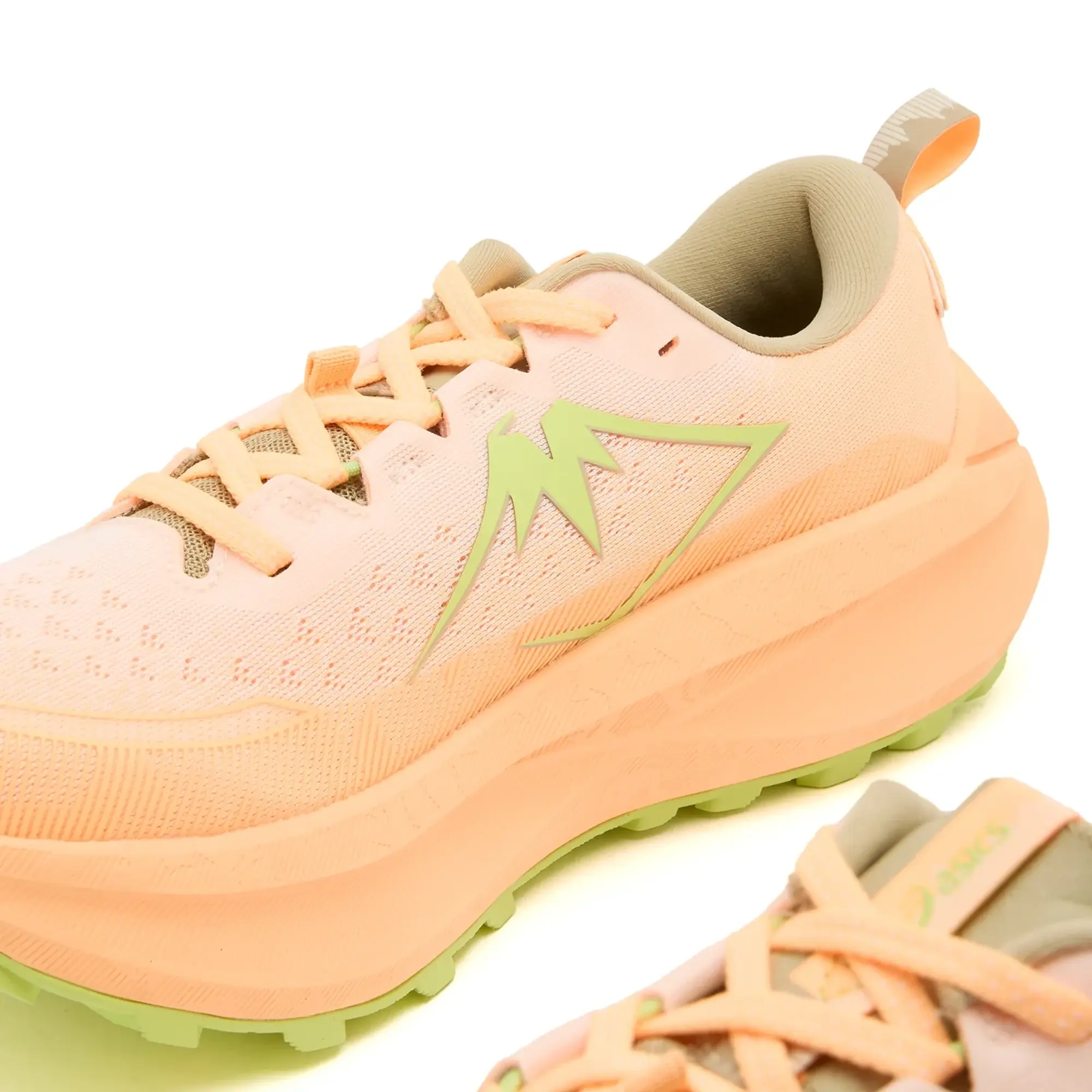 Asics Trabuco Max 4