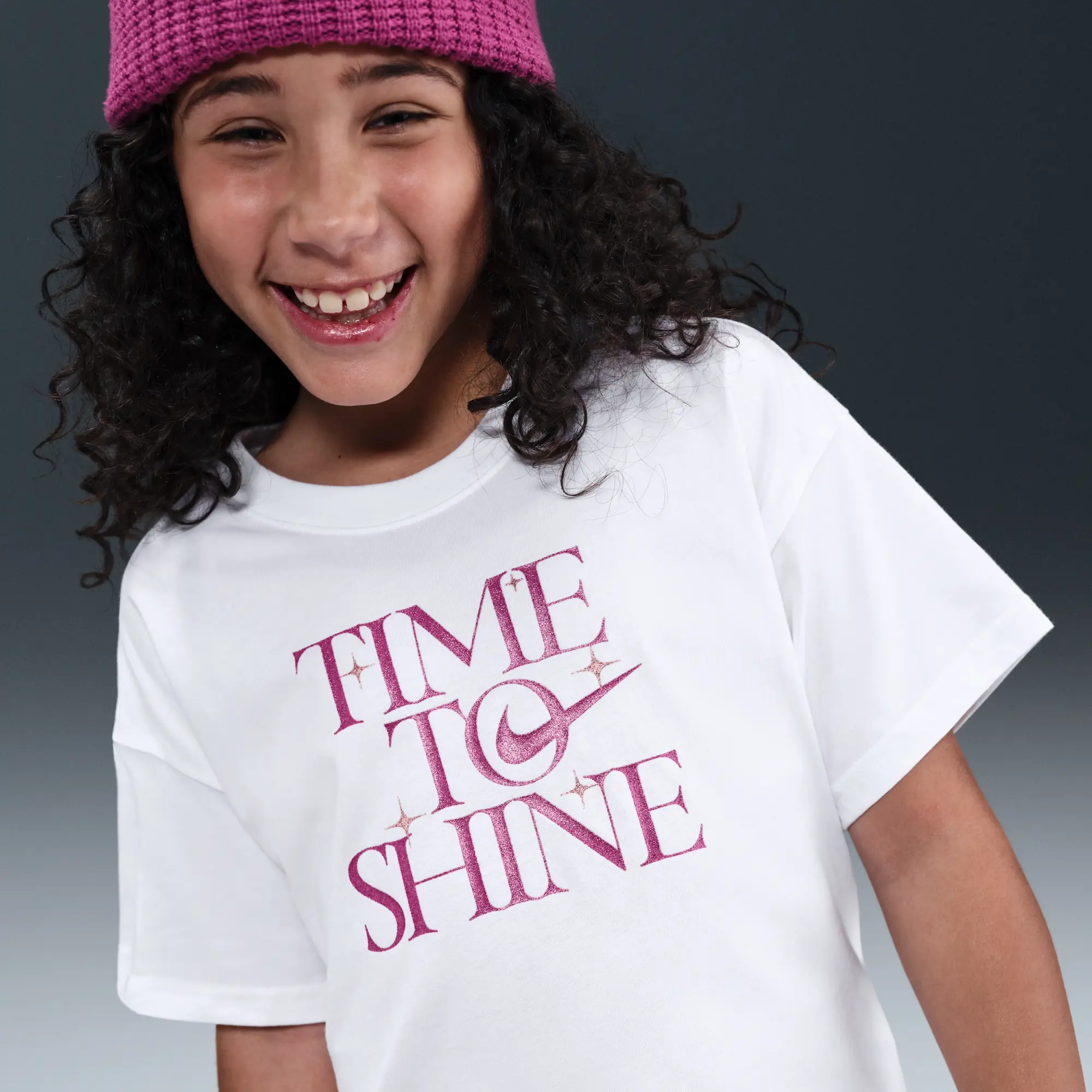 Nike Sportswear Older Kids' (Girls') T-Shirt - White