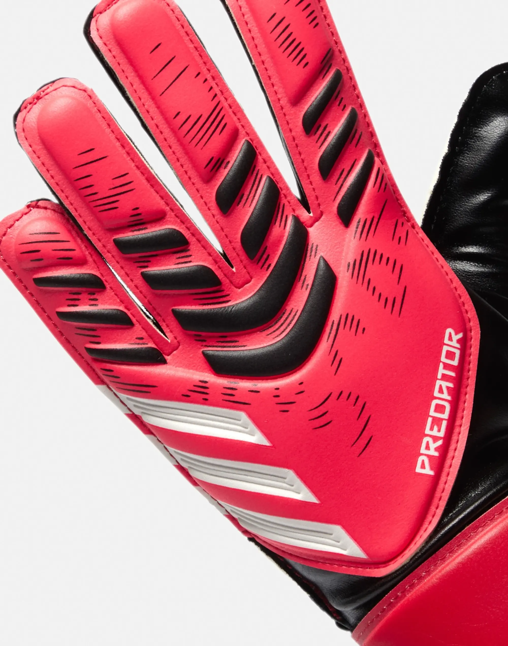 Kids' adidas Predator Training Goalkeeper Gloves in Black/White 
