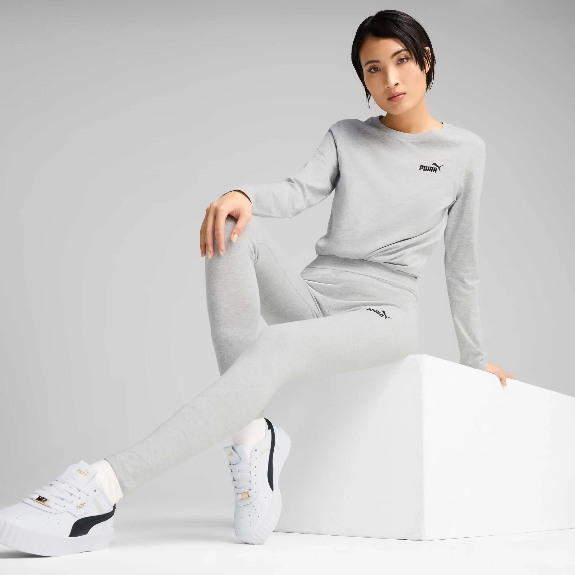 PUMA Essentials Small No. 1 Logo Leggings Women, Light Grey Heather, size 3XL