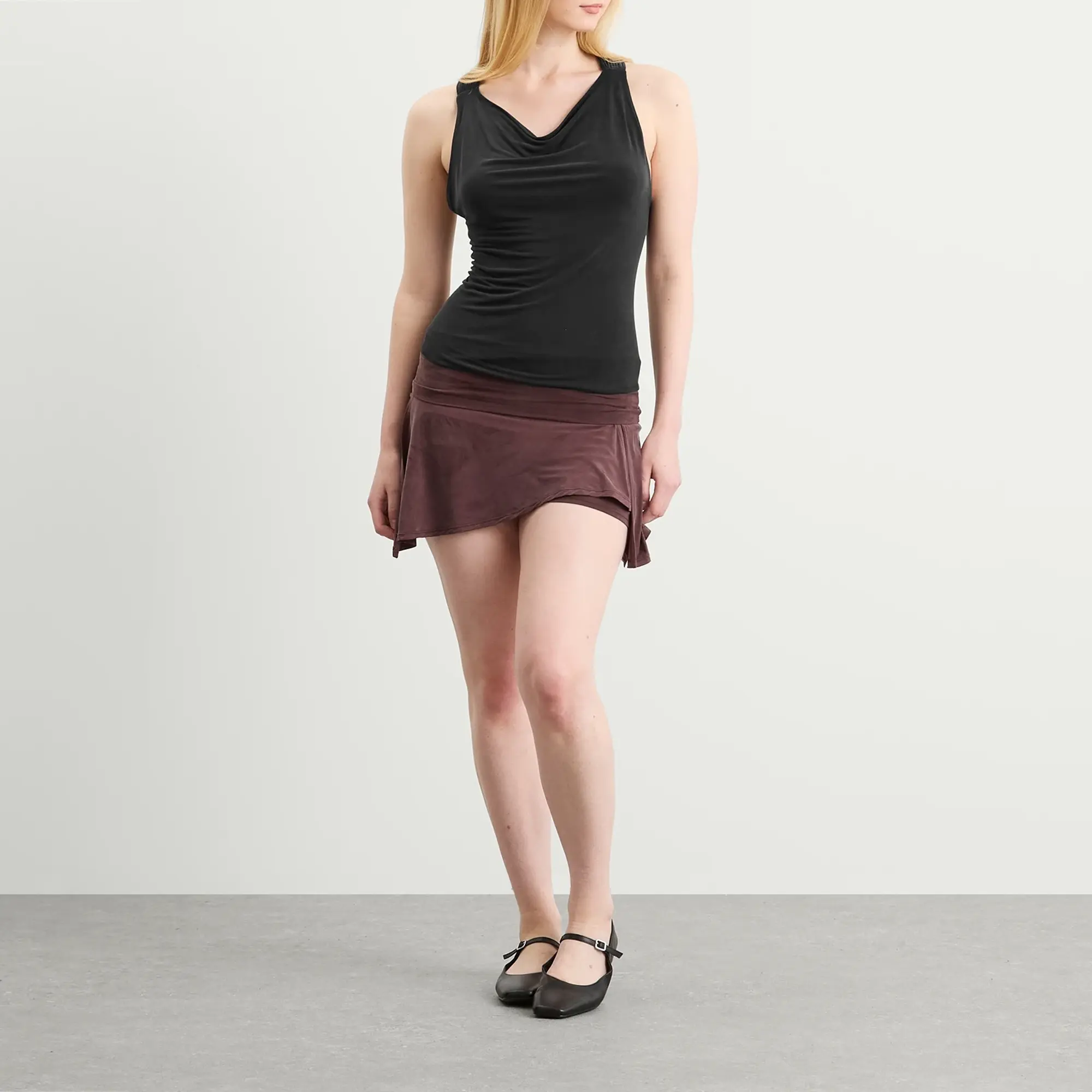 Peachy Den Women's Kylie Cross Back Top Graphite