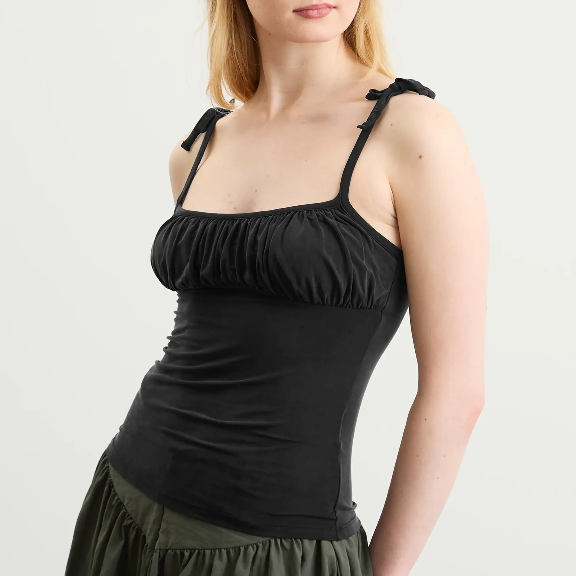 Peachy Den Women's Kylie Cami Top Graphite