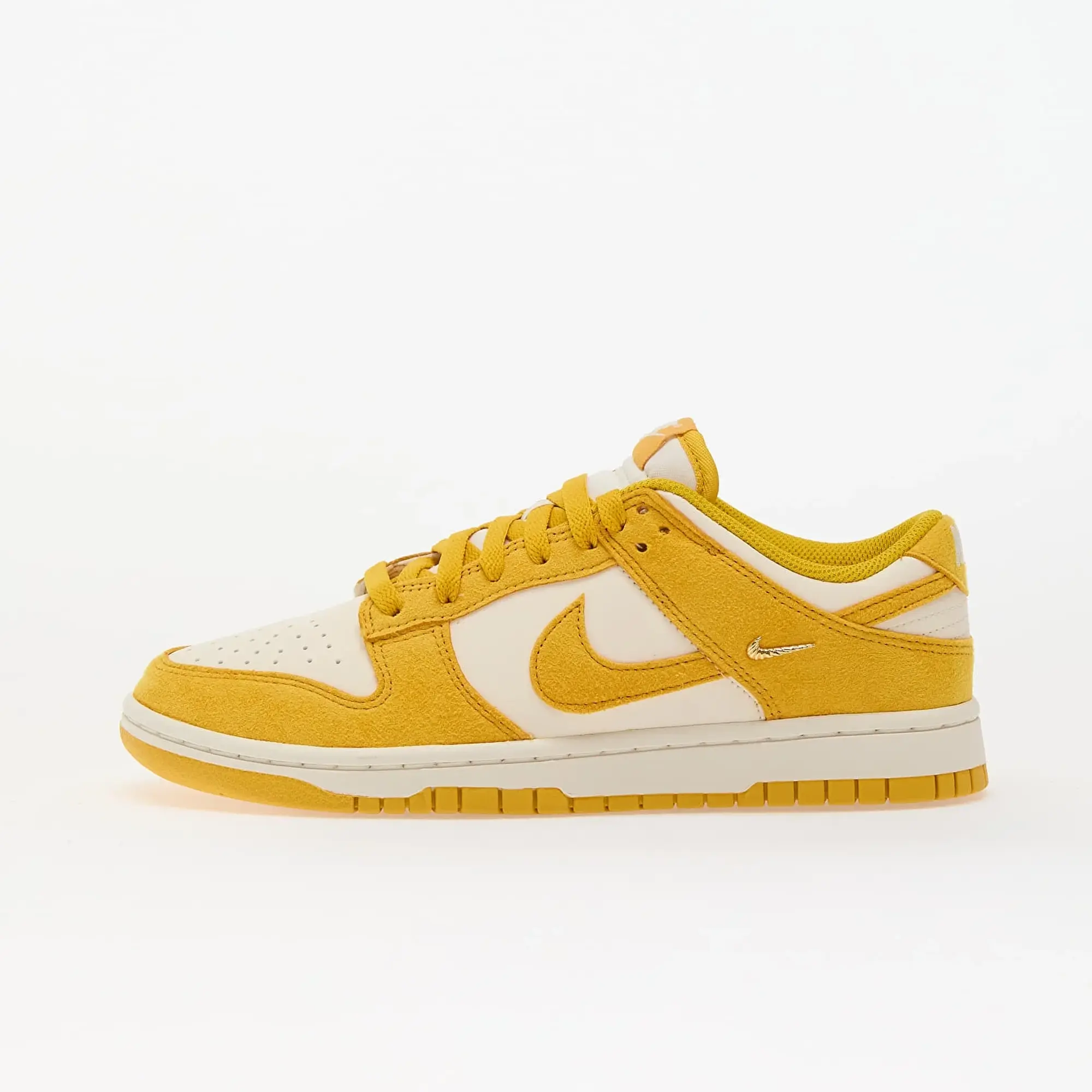 Sneakers Nike Wmns Dunk Low Pale Ivory/ Dk Sulfur-Sail-Mtlc Gold Eur 39