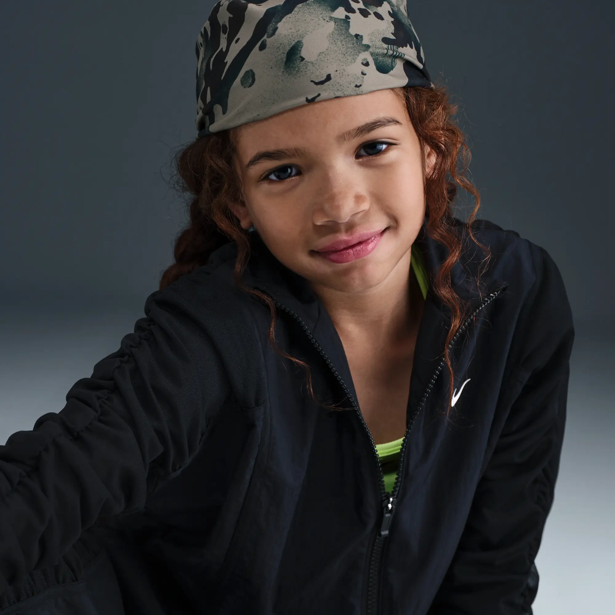 Nike Sportswear Girls' Woven Jacket - Black - Nylon