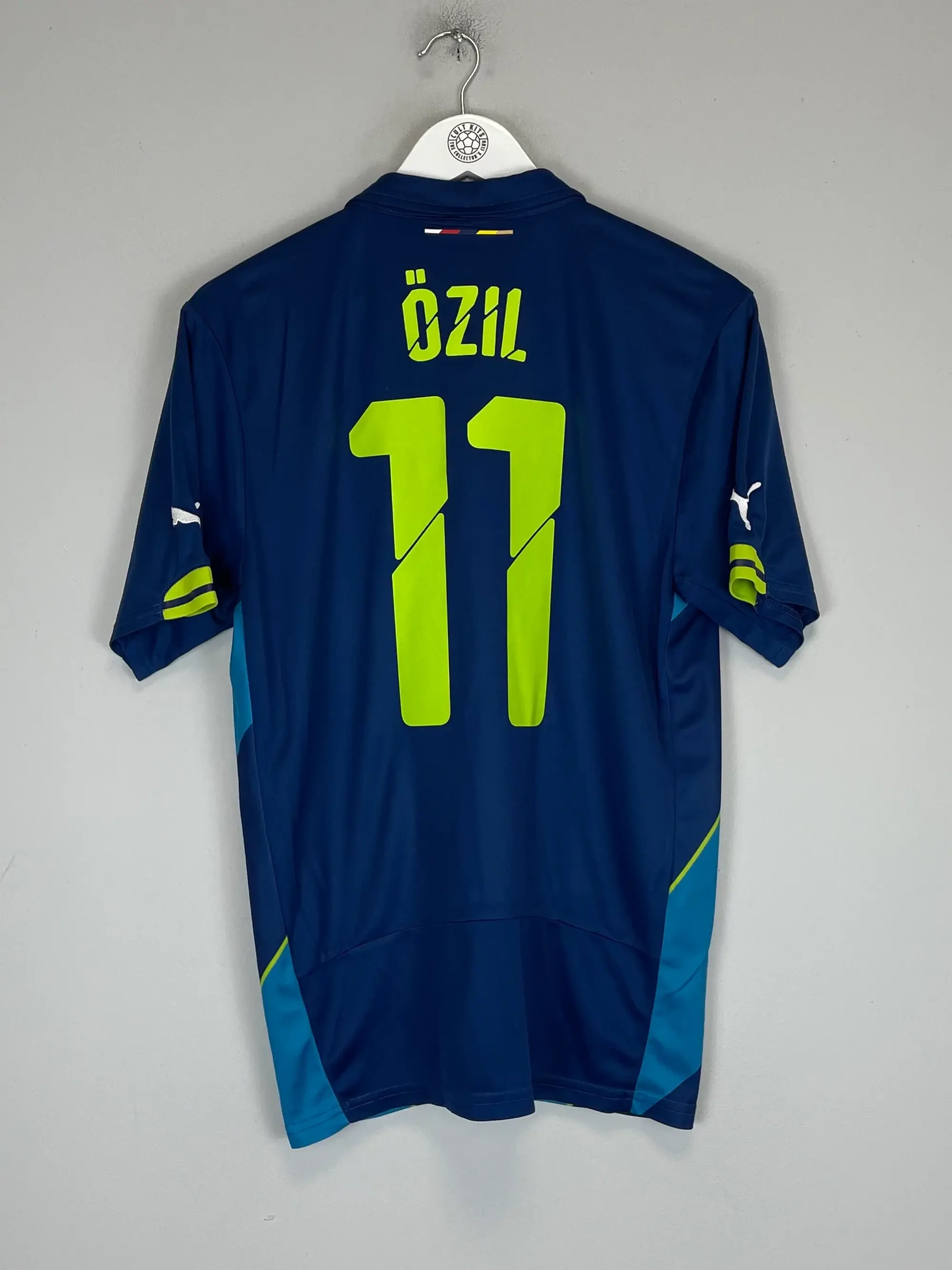 2014/15 ARSENAL OZIL #11 THIRD SHIRT (M) PUMA | Cult Kits