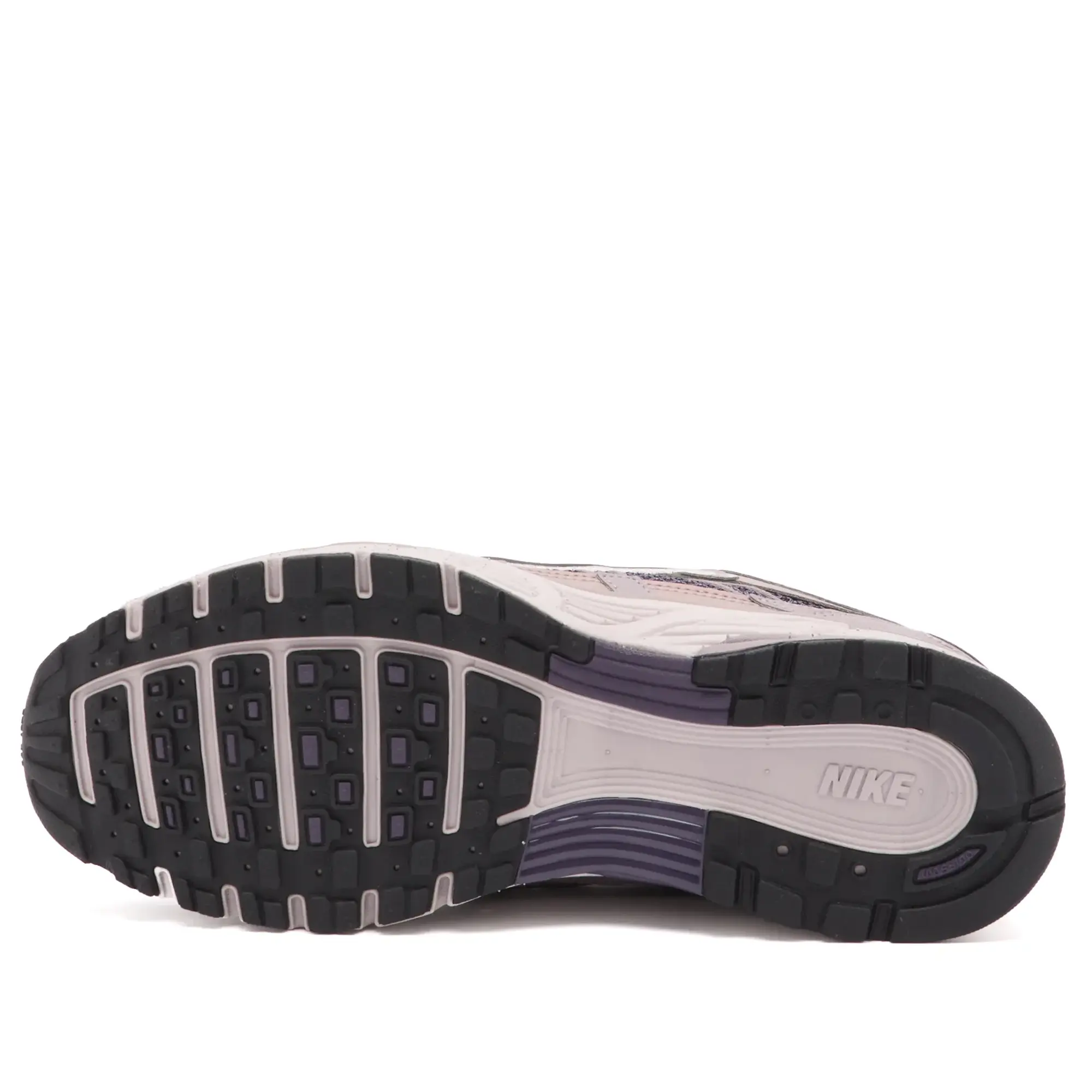 Nike Women's P-6000 Se W Sneaker Violet/Black/Raisin