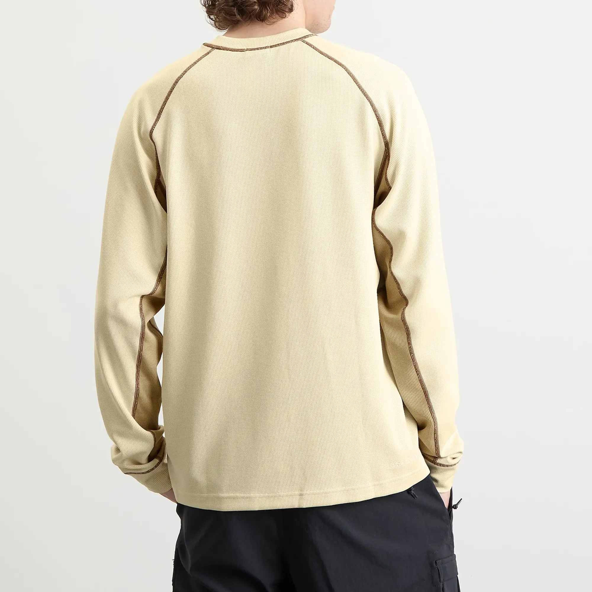 Nike Men's ACG Wolf Long Sleeve Chinati Baselayer Lt Khaki/Parachute Beige/Mosswood Brown