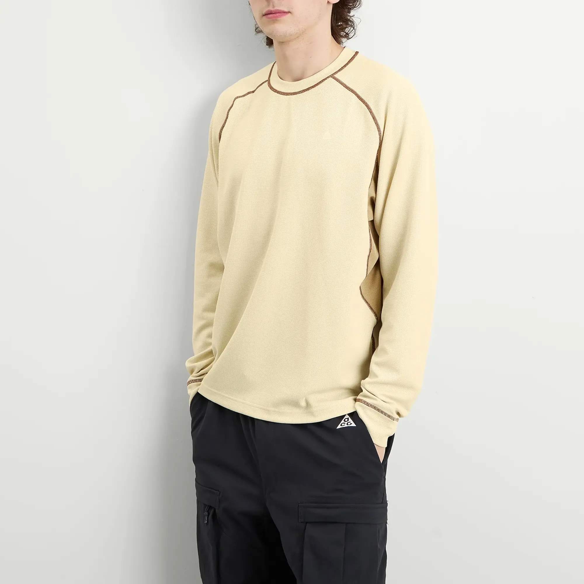 Nike Men's ACG Wolf Long Sleeve Chinati Baselayer Lt Khaki/Parachute Beige/Mosswood Brown