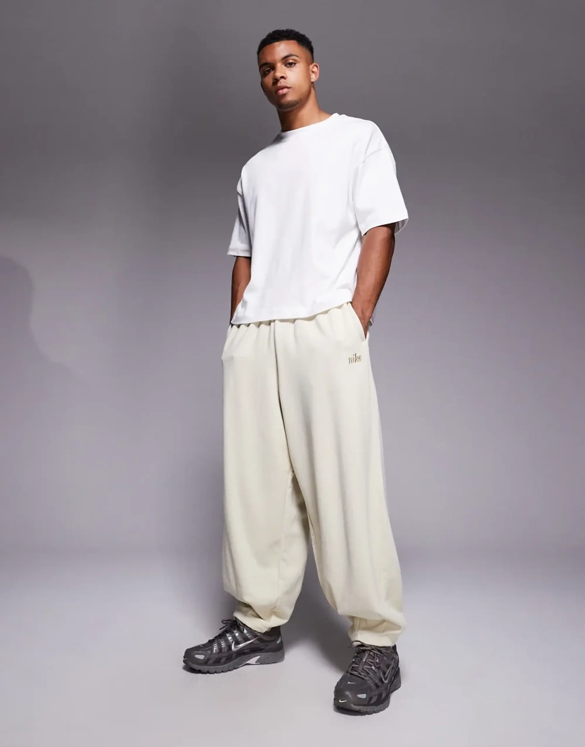 Nike Club Oversized Joggers In Beige-Neutral