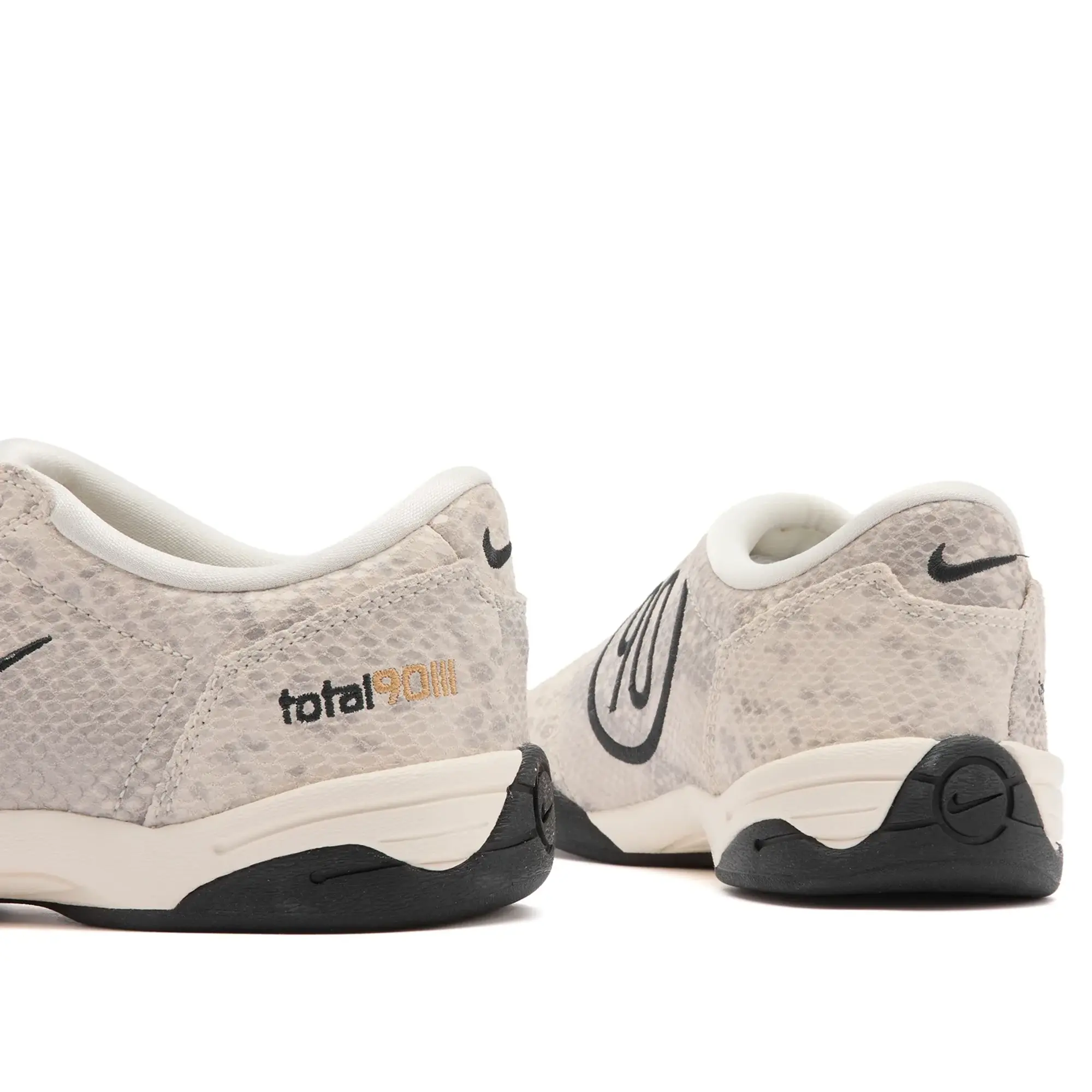 Nike Women's T90 Se Sneaker Ivory/Black/Gold