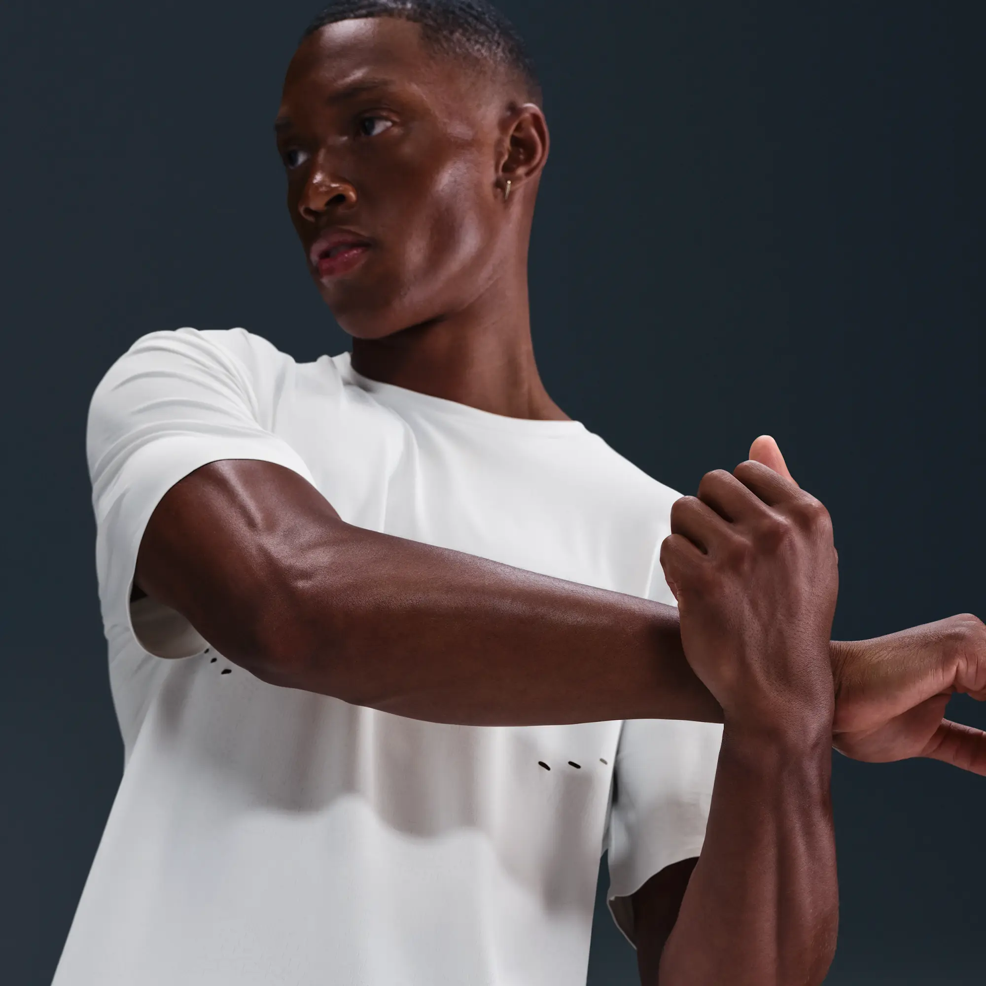 Nike Run Men's Dri-FIT ADV Short-Sleeve Running Top - White - Sustainable Materials