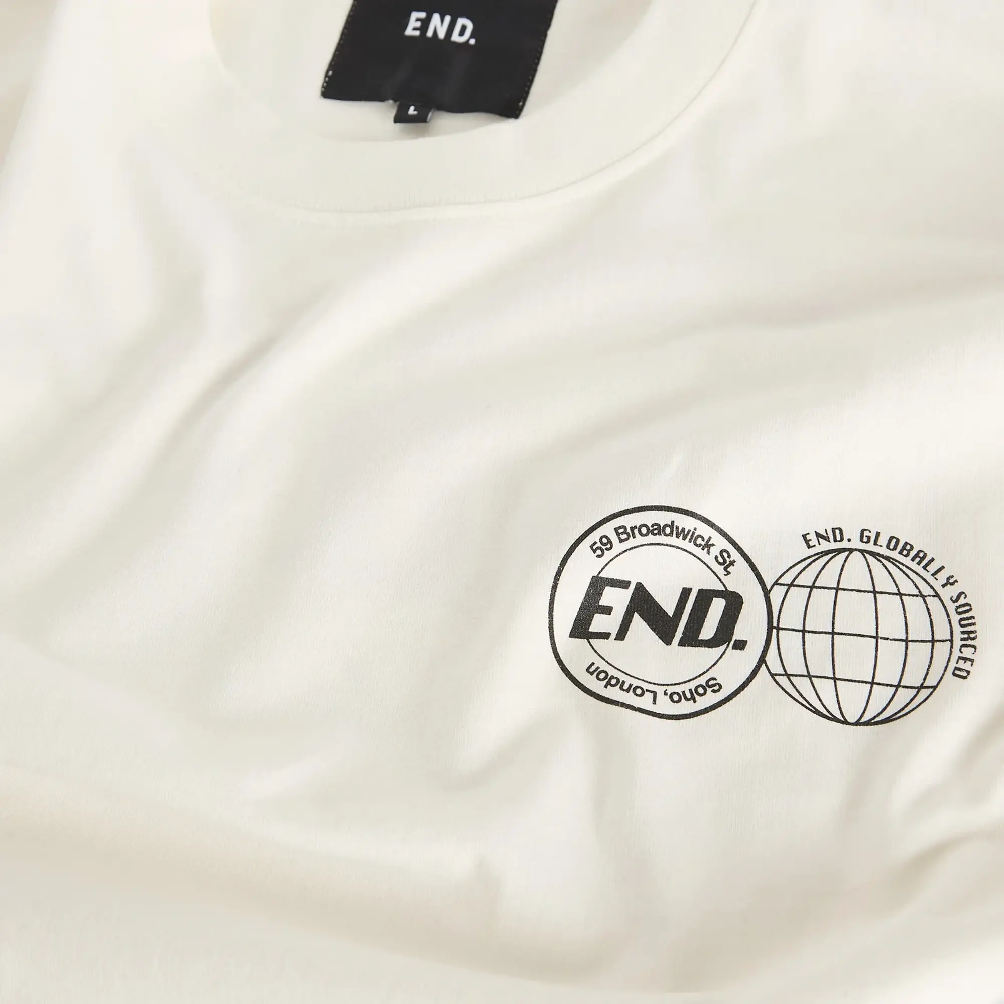 END. City Series 2.0 London T-Shirt Ecru