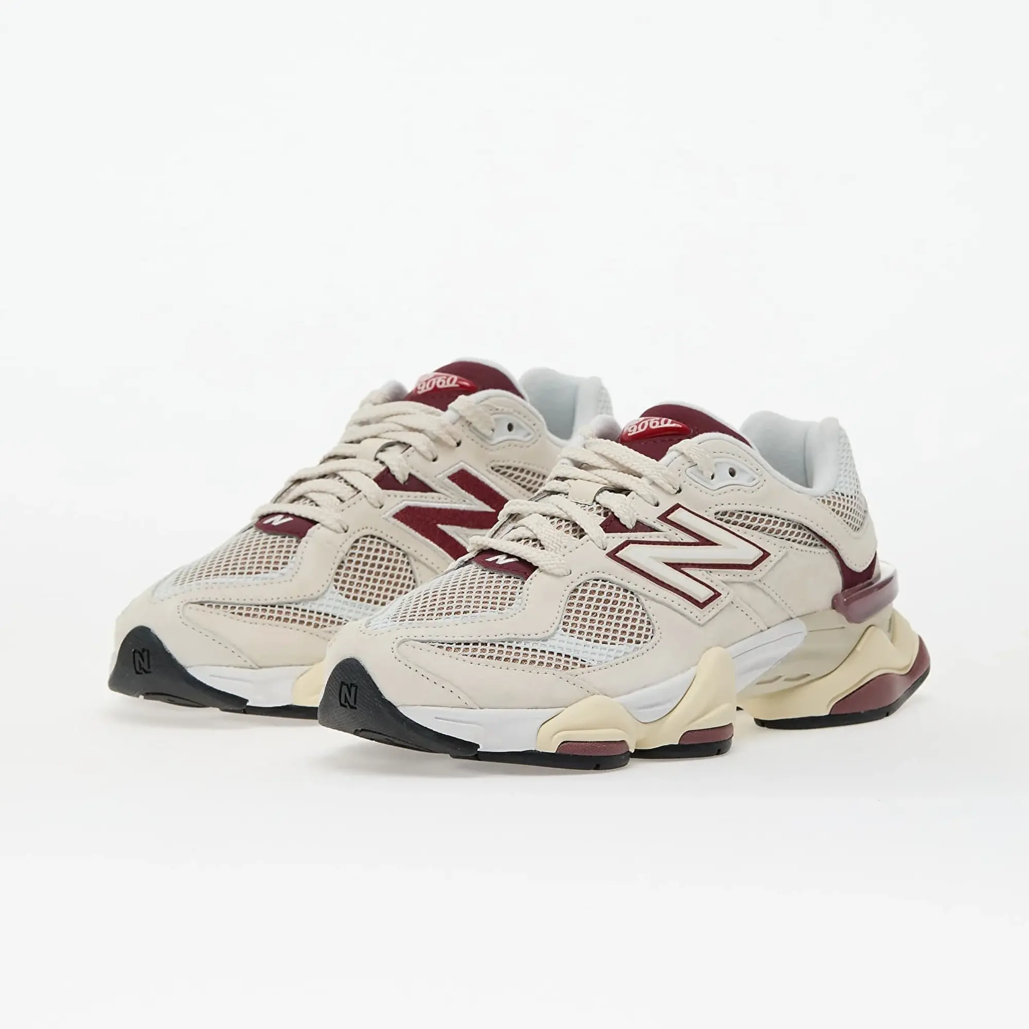 Sneakers New Balance 9060 Linen Eur 38
