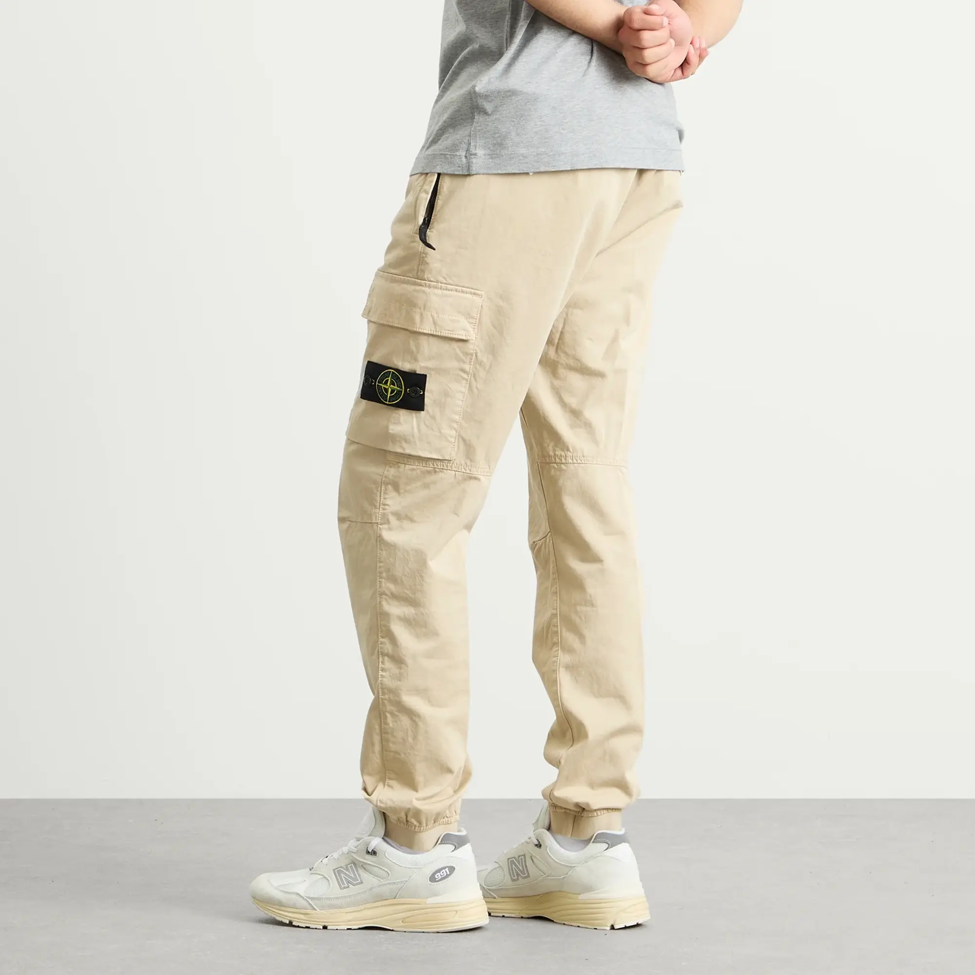 Stone Island Men's Sateen Cargo Jogger Pants Desert