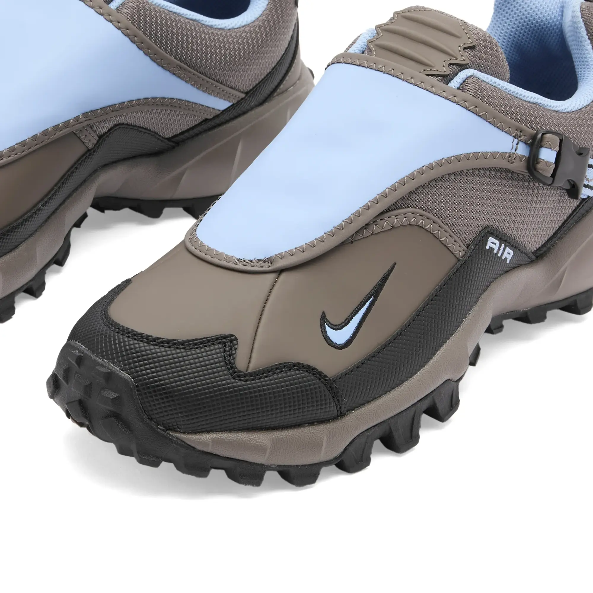 Nike Men's Acg Phassad Sneaker Cave Stone/Aluminium