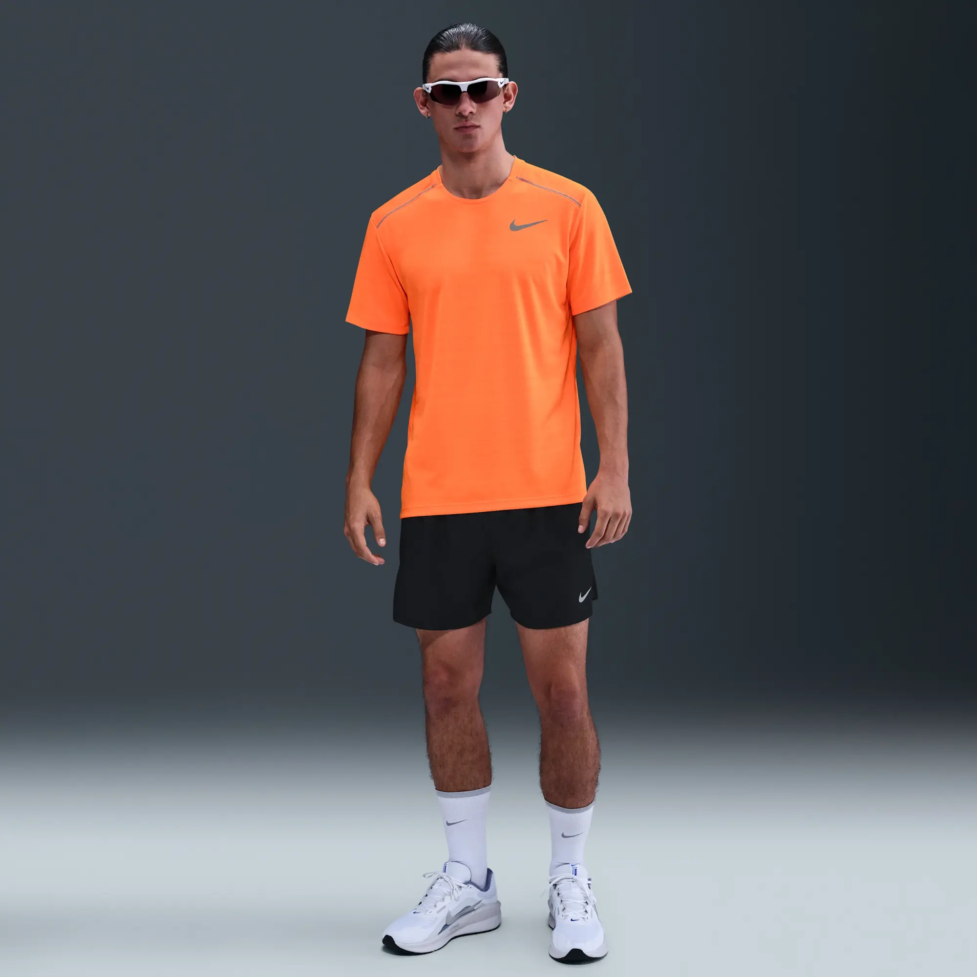 Nike Miler Men's Short-Sleeve Running Top - Orange