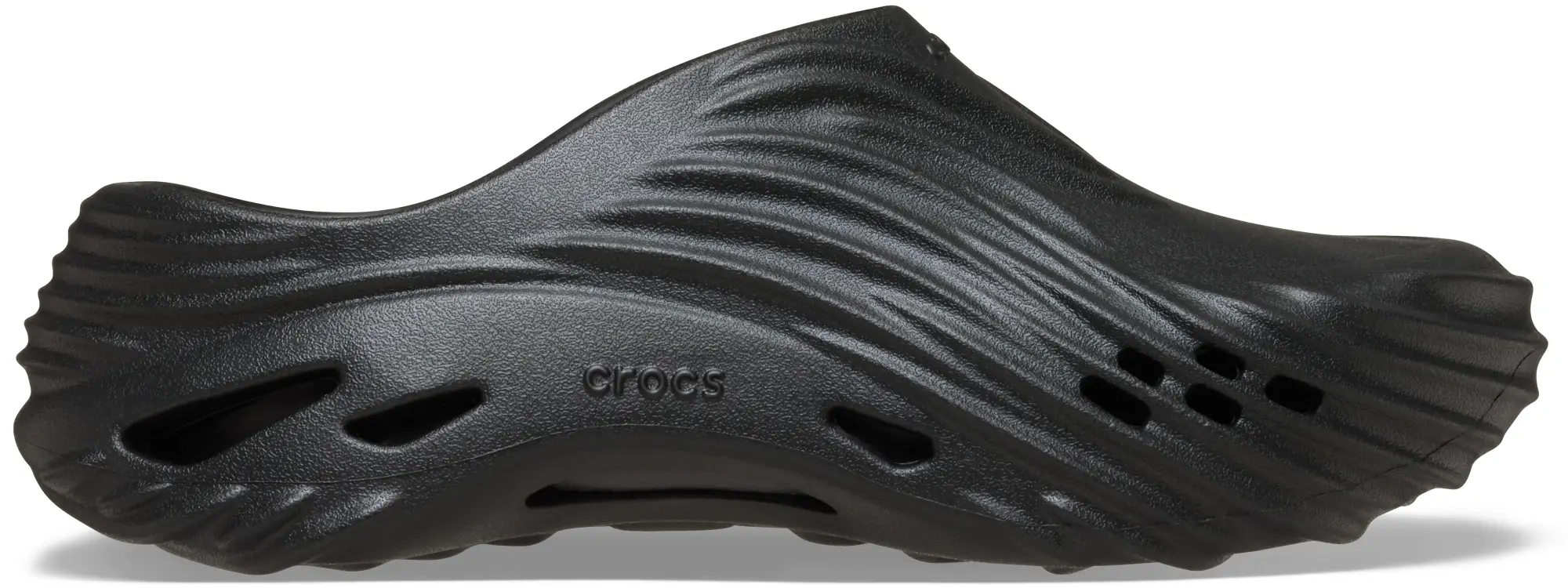 Crocs | Unisex | Echo Wave | Clogs | Black / Black | W4/M3