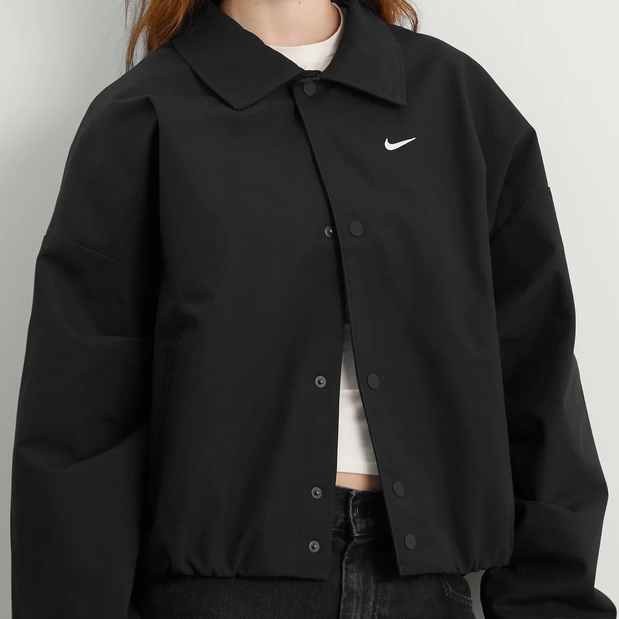 Nike Women's Street Woven Coach Jacket Black/Sail