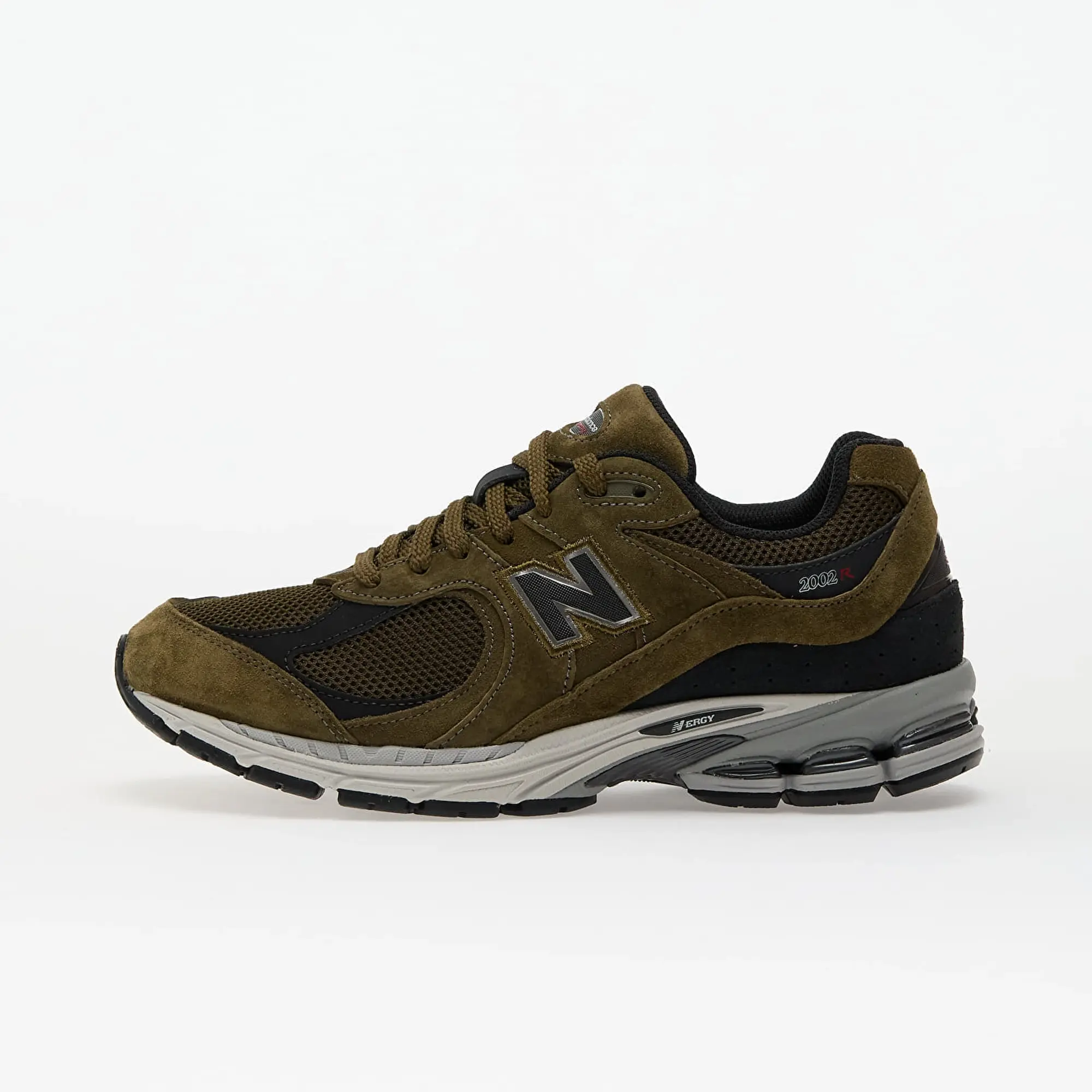 New Balance Unisex 2002R in Brown/Black Suede/Mesh