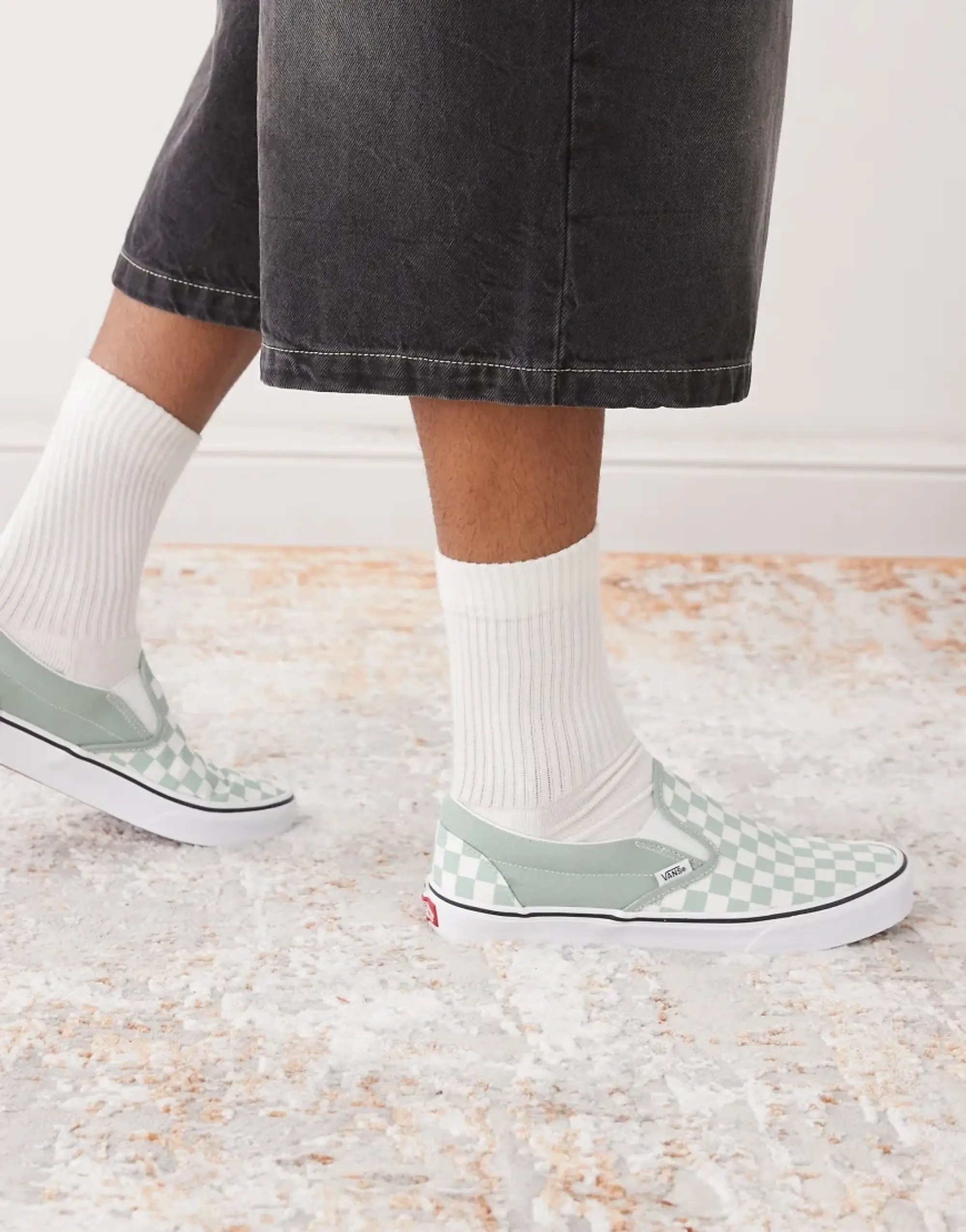 Vans Classic Slip-on Trainers