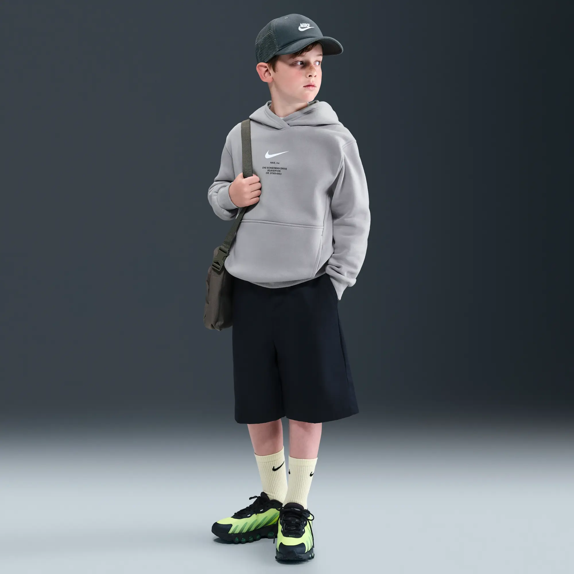 Nike Sportswear Club Fleece Older Kids' (Boys') Pullover Hoodie - Grey - Fleece